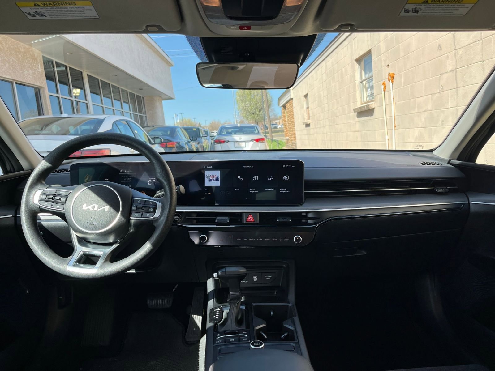 Thumbnail: 2025 Kia K5 - 32