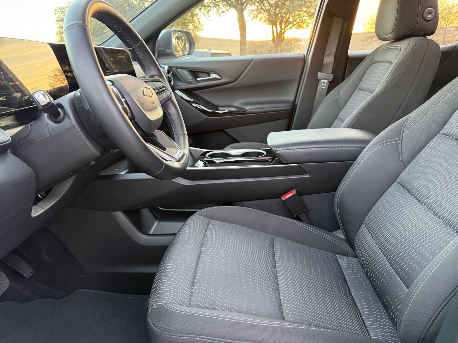 Thumbnail: 2025 Chevrolet Equinox - 27