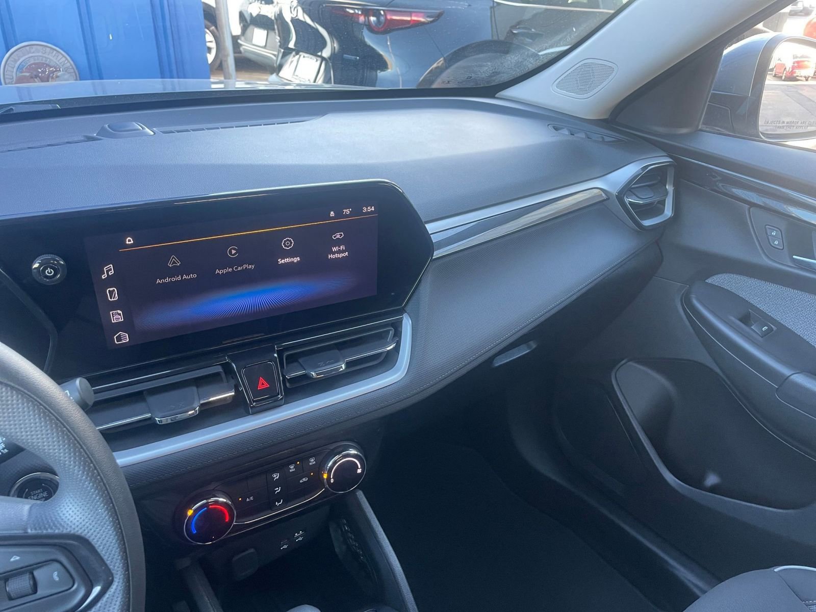 Thumbnail: 2025 Chevrolet TrailBlazer - 18