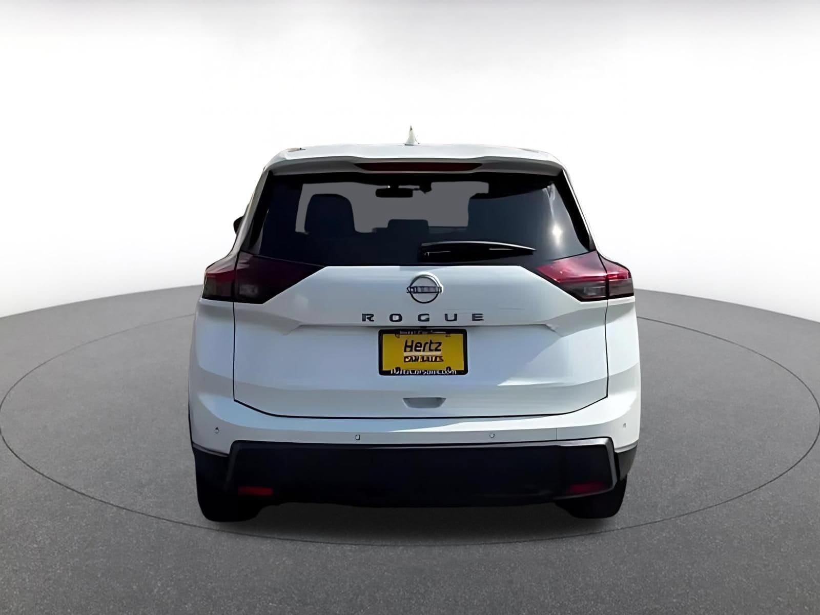 Thumbnail: 2025 Nissan Rogue - 10