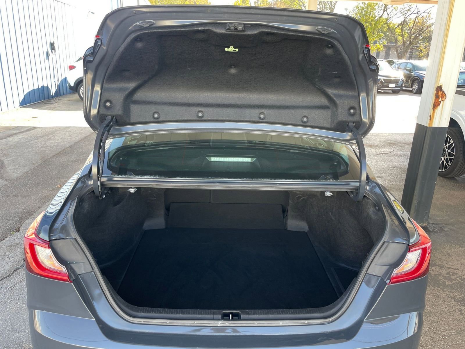 Thumbnail: 2025 Toyota Camry - 30