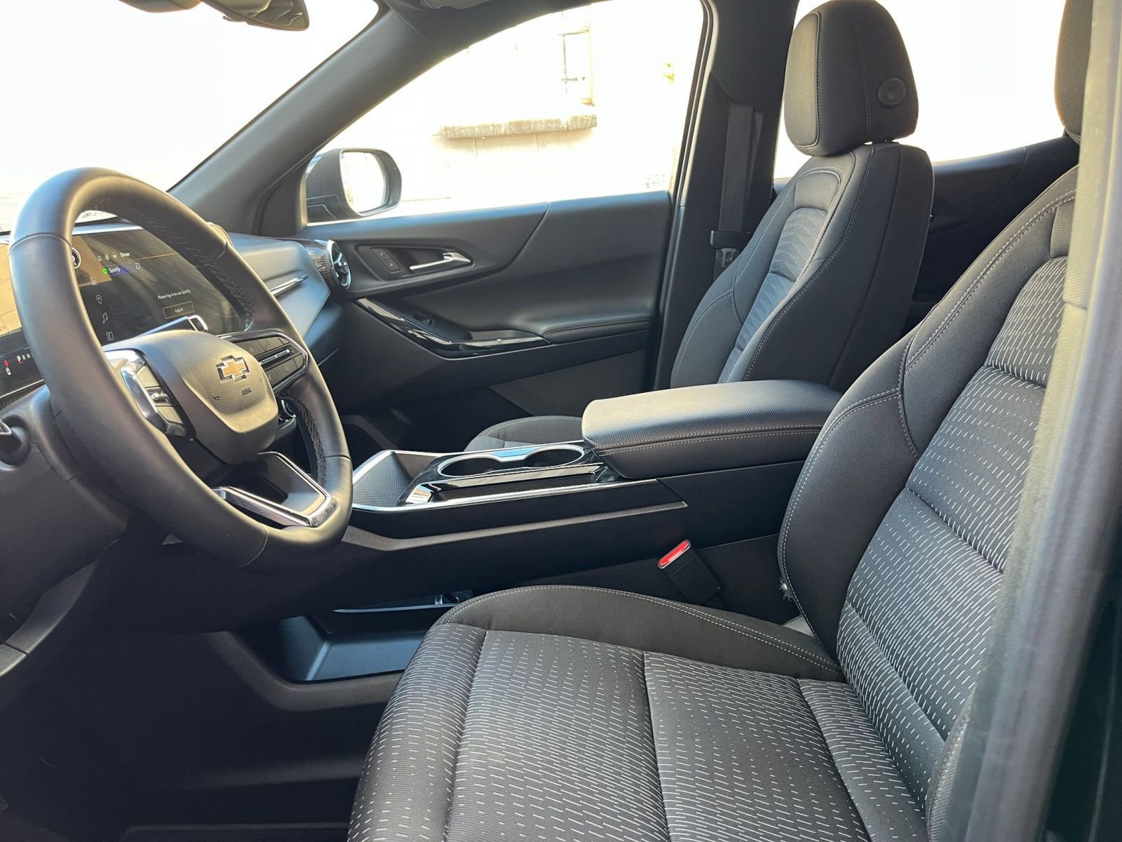 Thumbnail: 2025 Chevrolet Equinox - 27