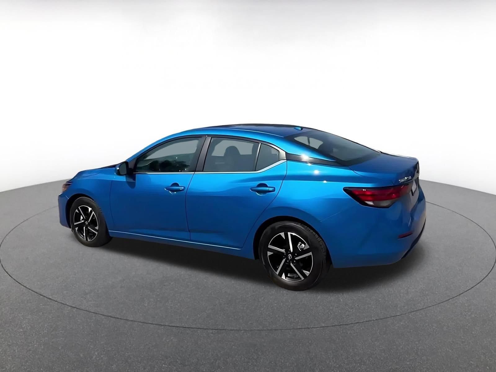 Thumbnail: 2025 Nissan Sentra - 9
