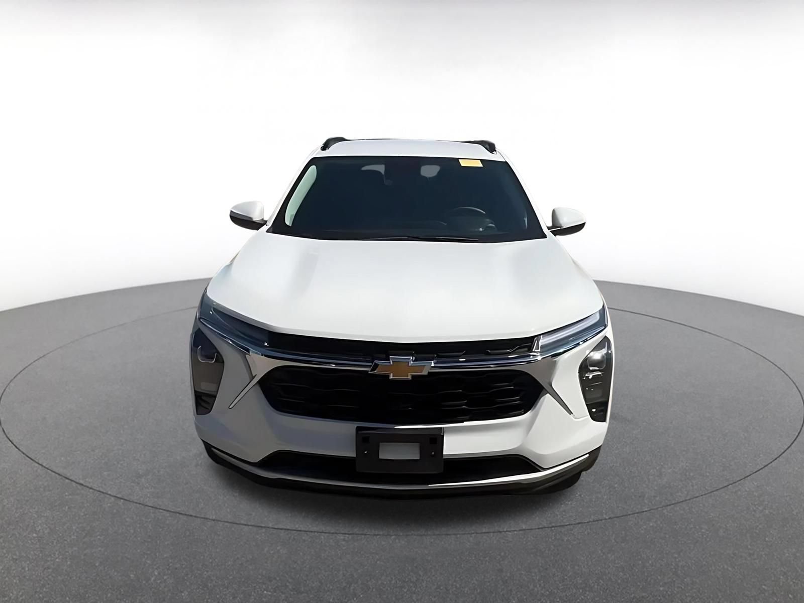 Thumbnail: 2025 Chevrolet Trax - 4