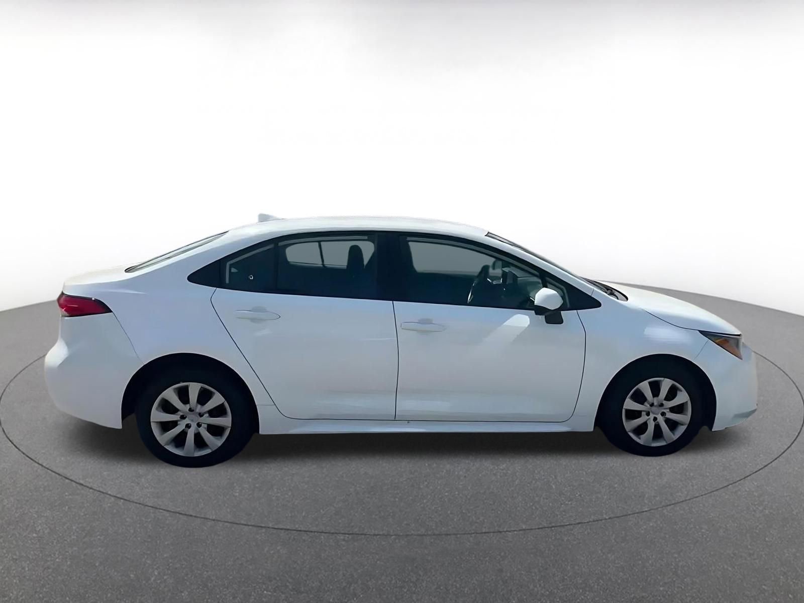 Thumbnail: 2025 Toyota Corolla - 16