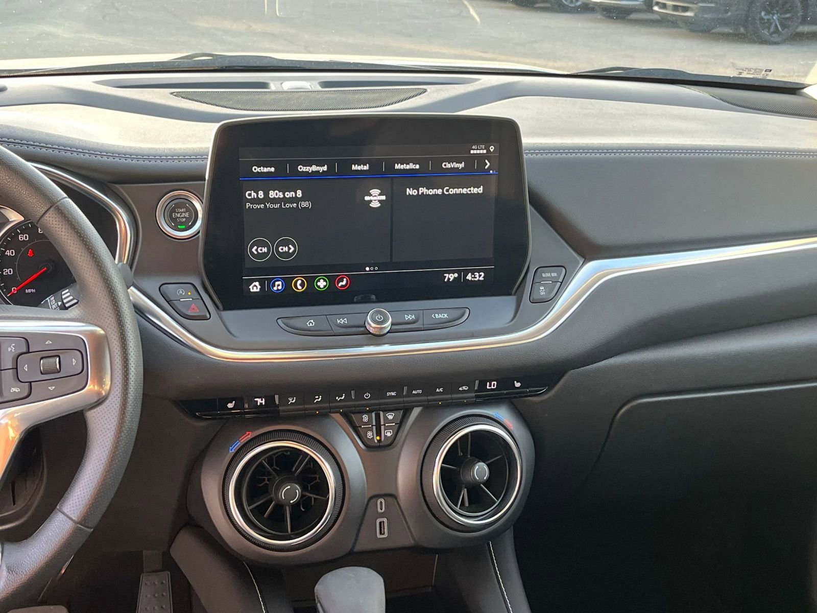 Thumbnail: 2025 Chevrolet Blazer - 18