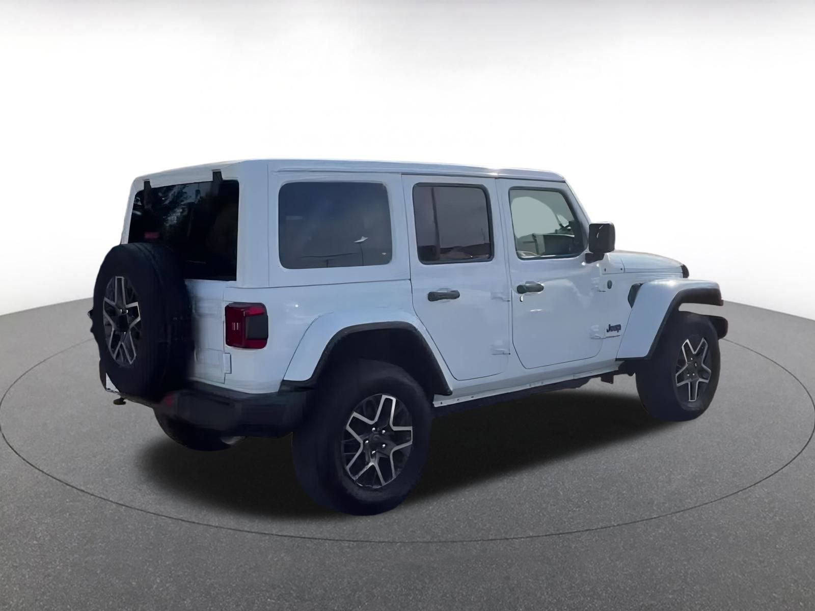 Thumbnail: 2025 Jeep Wrangler - 10