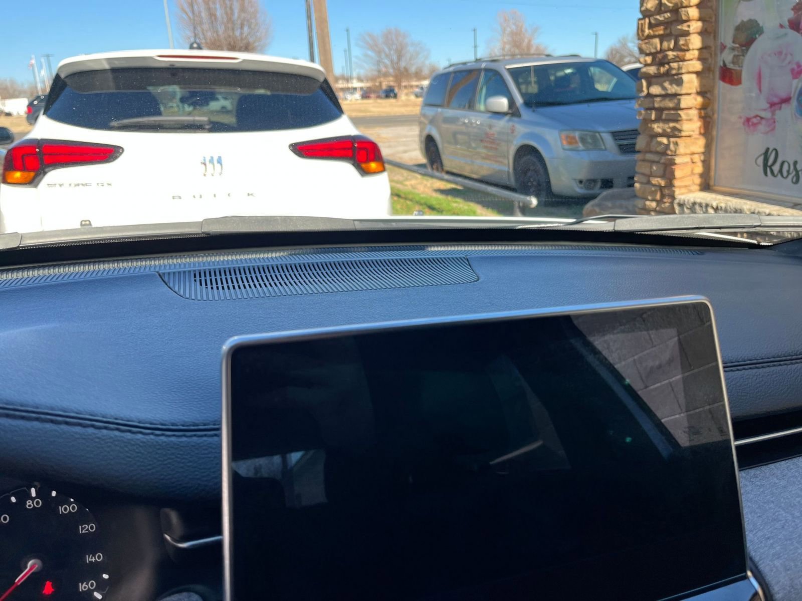 Thumbnail: 2023 Jeep Compass - 18