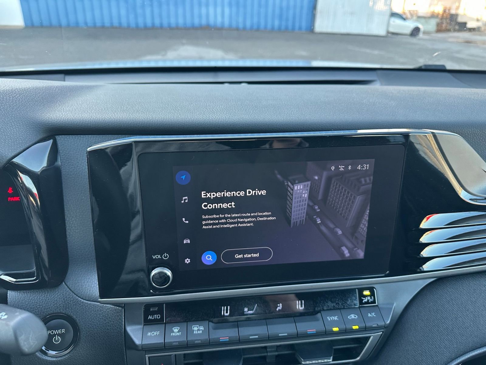 Thumbnail: 2025 Toyota Camry - 18