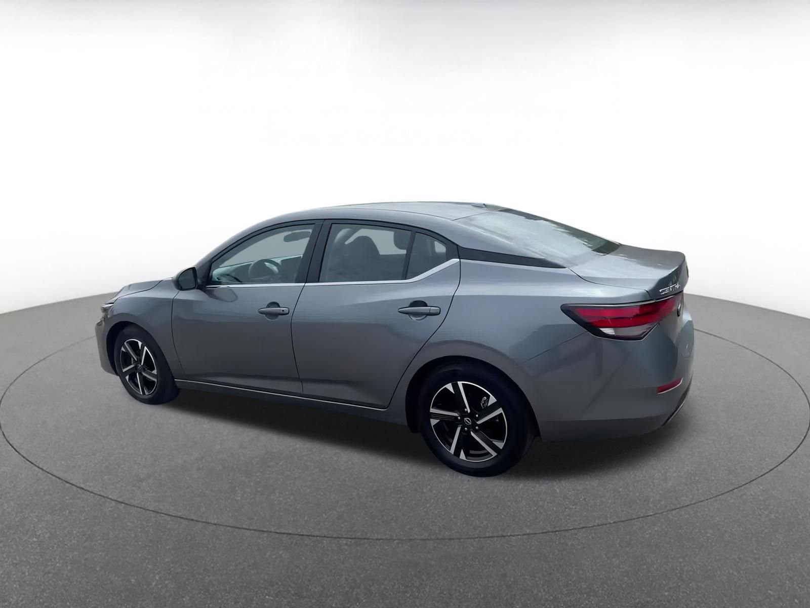 Thumbnail: 2024 Nissan Sentra - 10