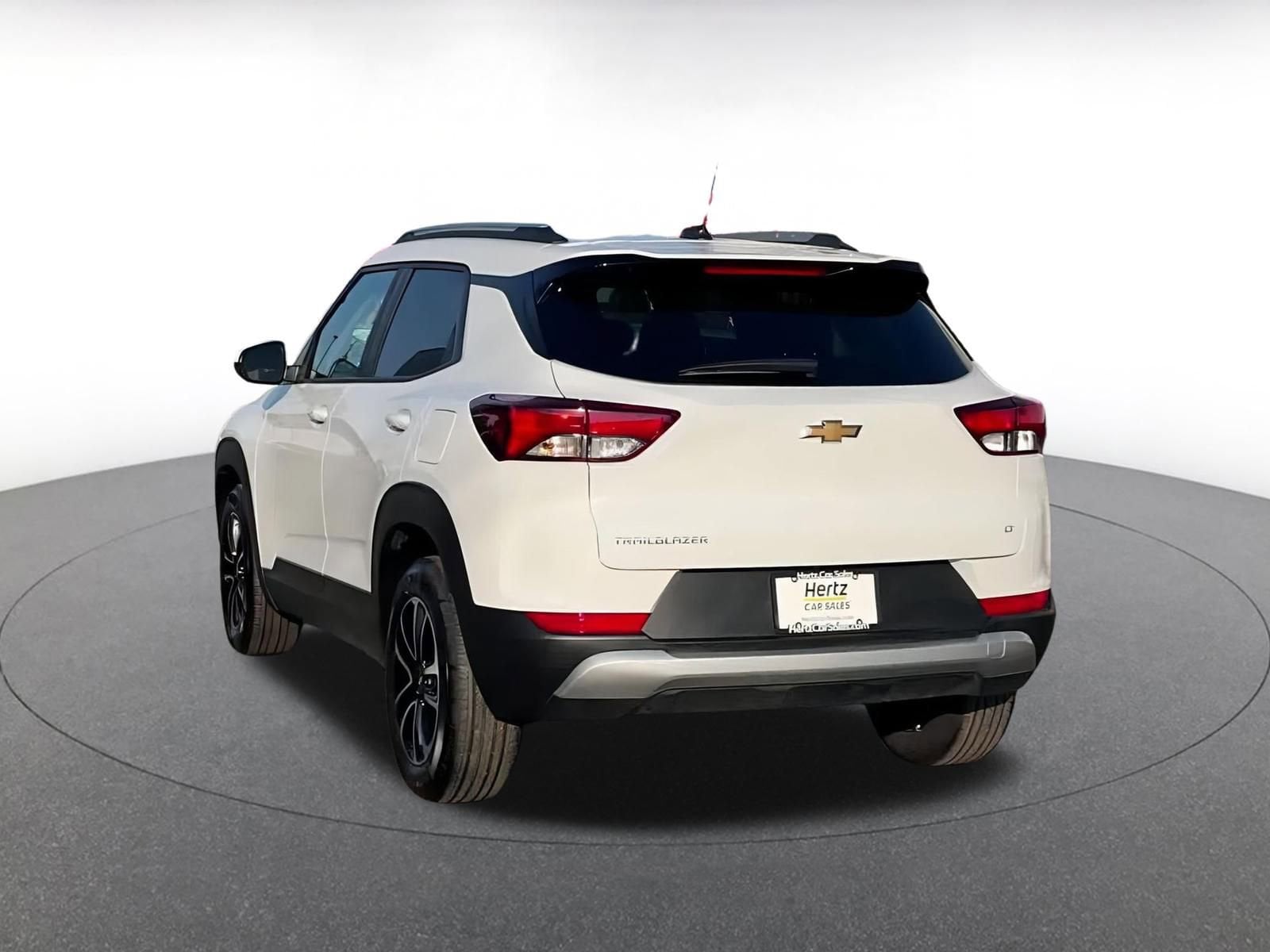 Thumbnail: 2025 Chevrolet TrailBlazer - 11