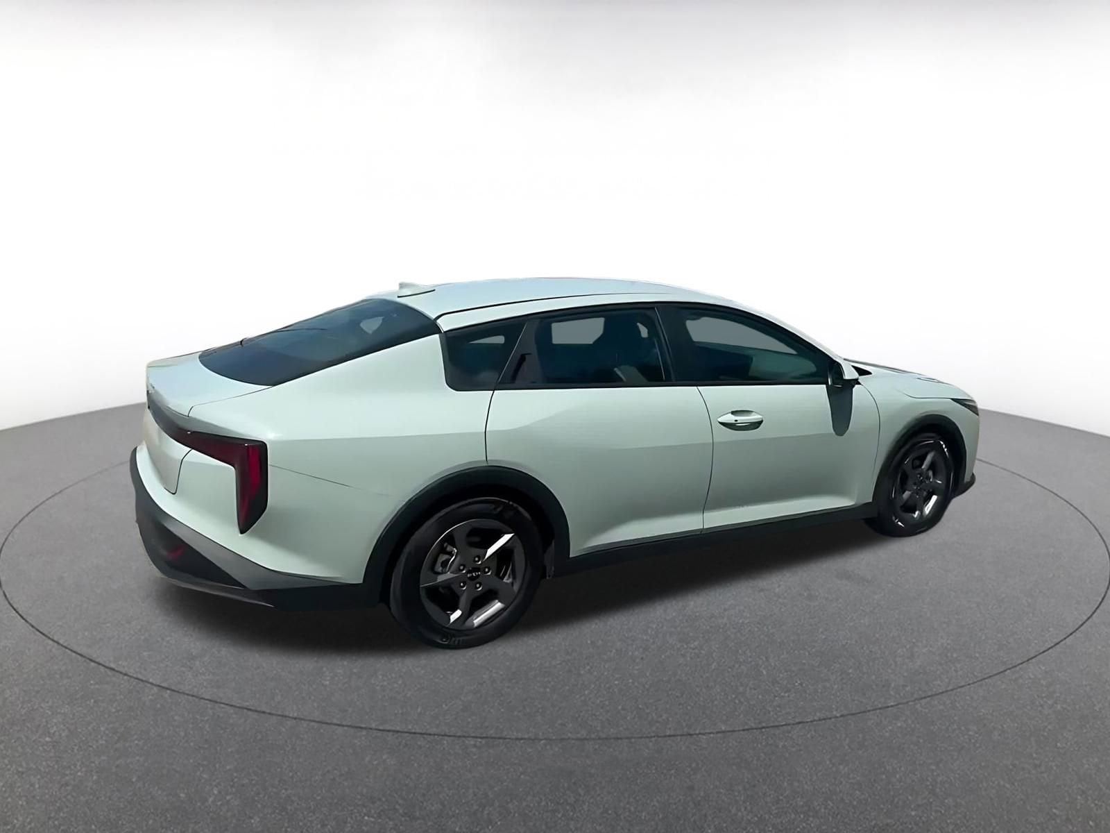 Thumbnail: 2025 Kia K4 - 14