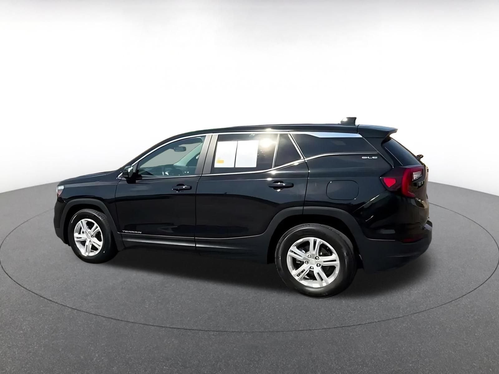 Thumbnail: 2024 GMC Terrain - 8