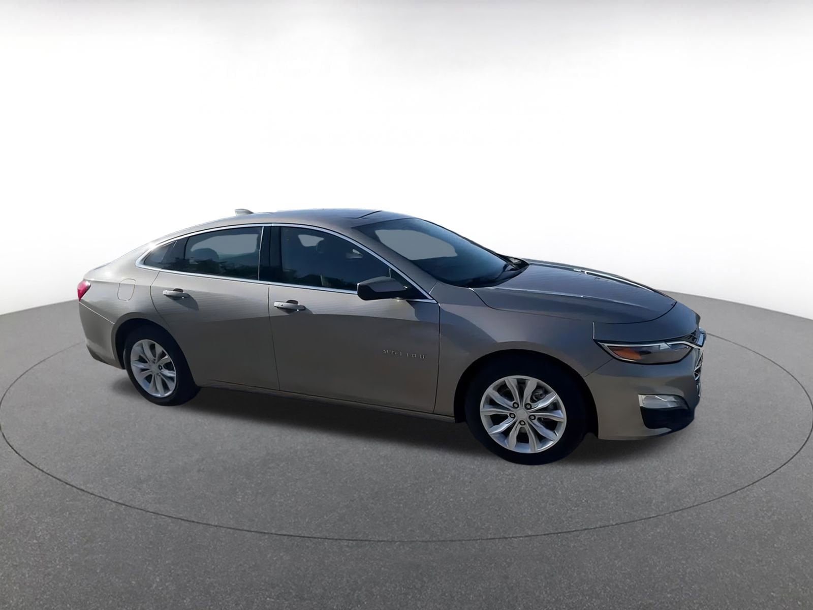 Thumbnail: 2024 Chevrolet Malibu - 2