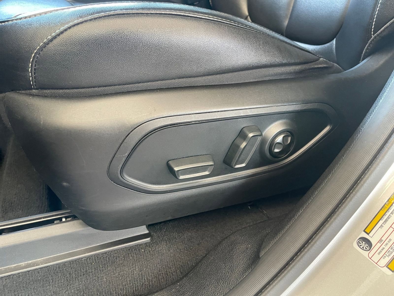 Thumbnail: 2023 Jeep Grand Cherokee - 23