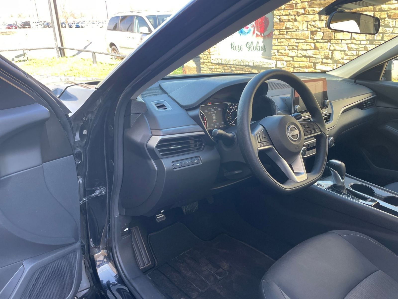 Thumbnail: 2025 Nissan Altima - 34