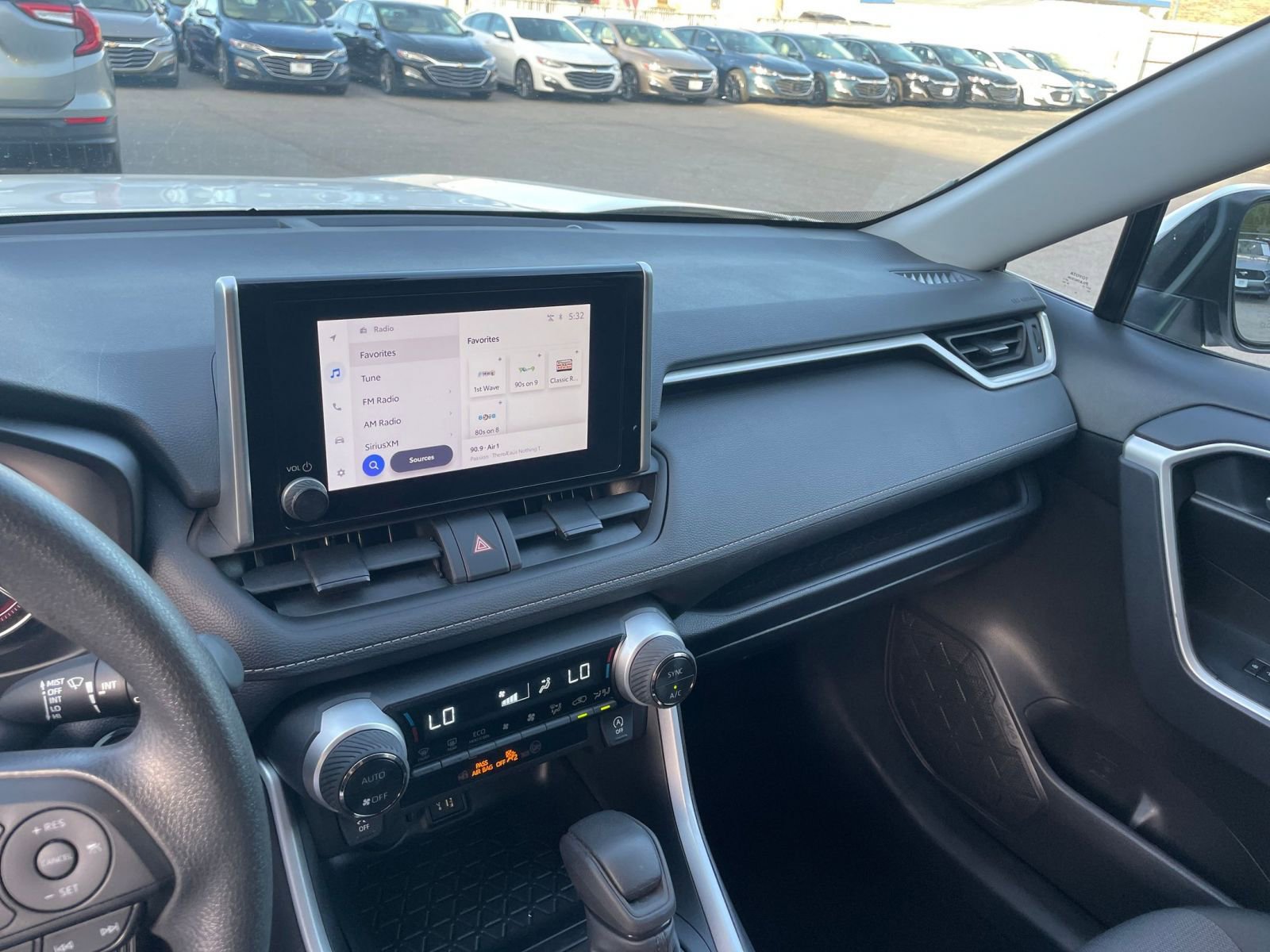 Thumbnail: 2025 Toyota RAV4 - 18