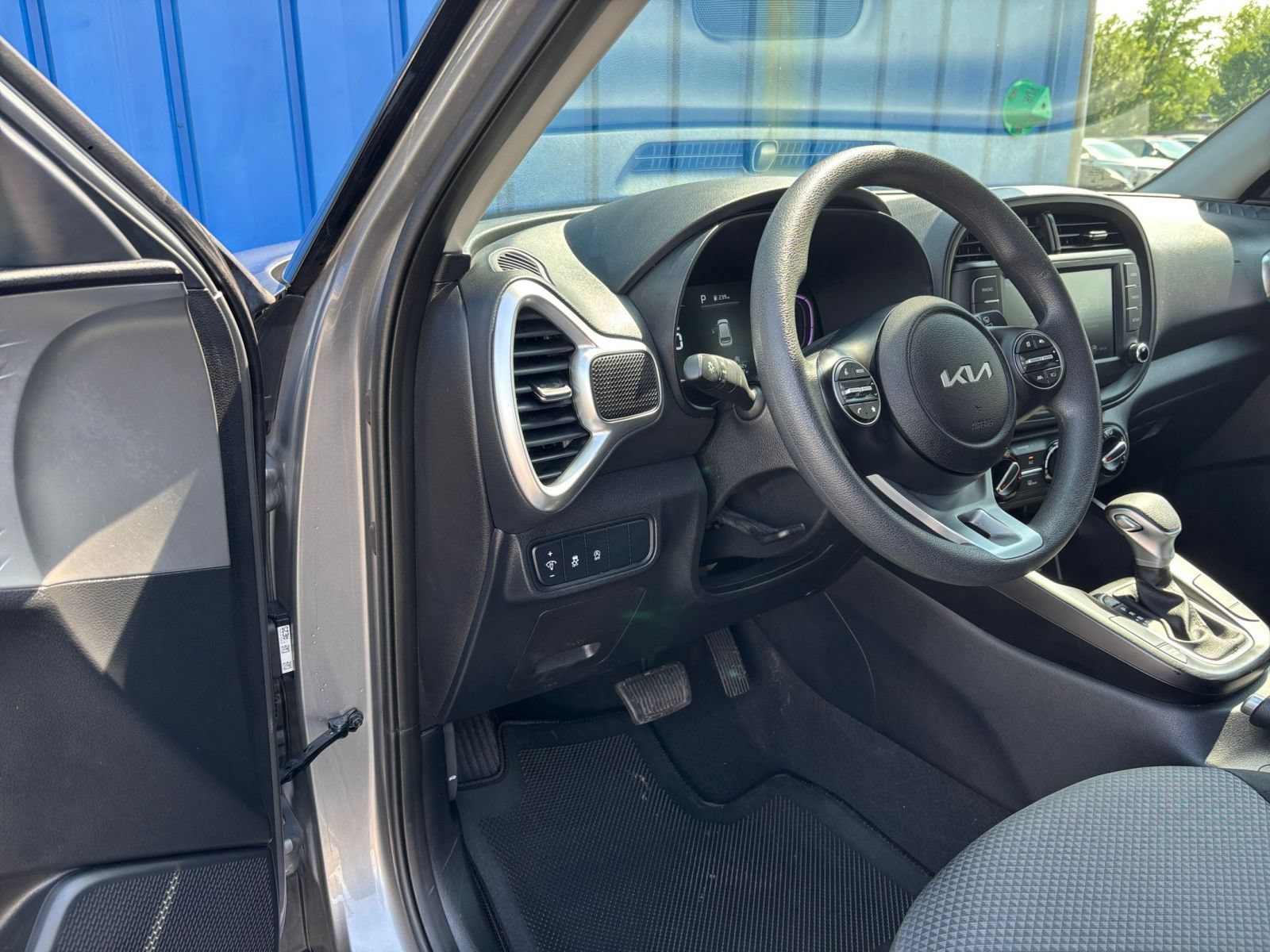Thumbnail: 2025 Kia Soul - 27