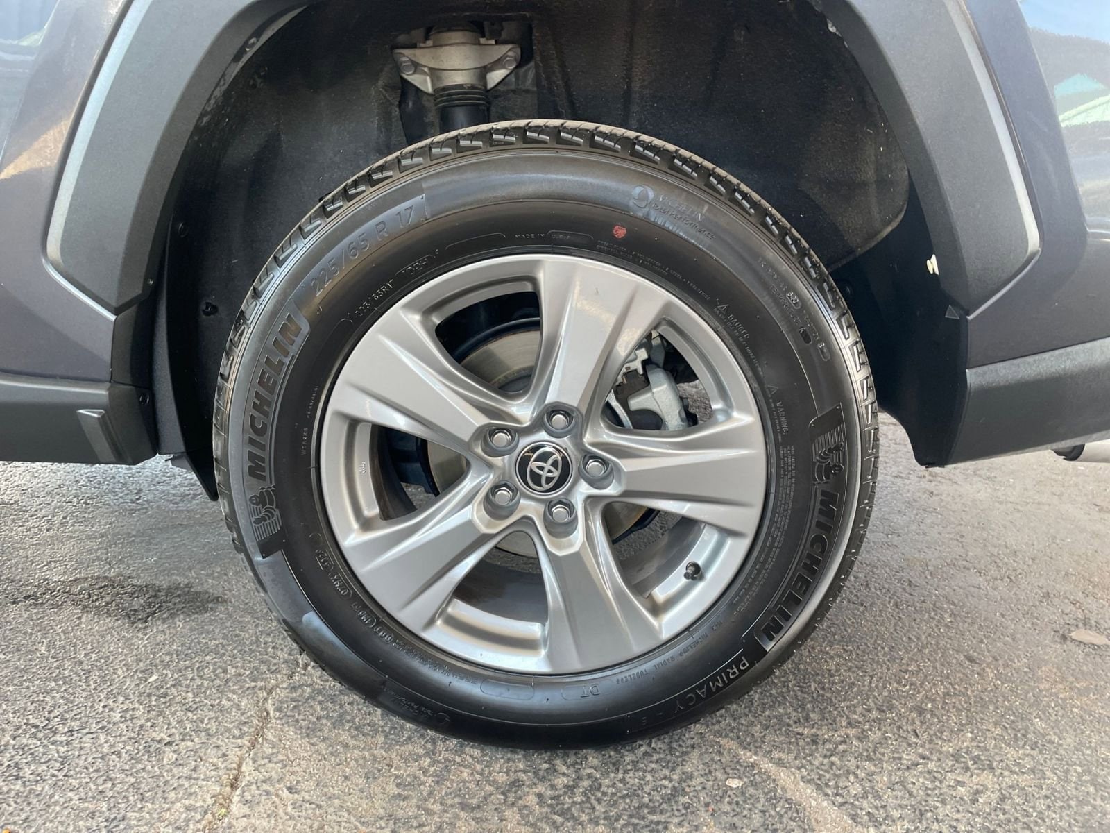 Thumbnail: 2025 Toyota RAV4 - 30