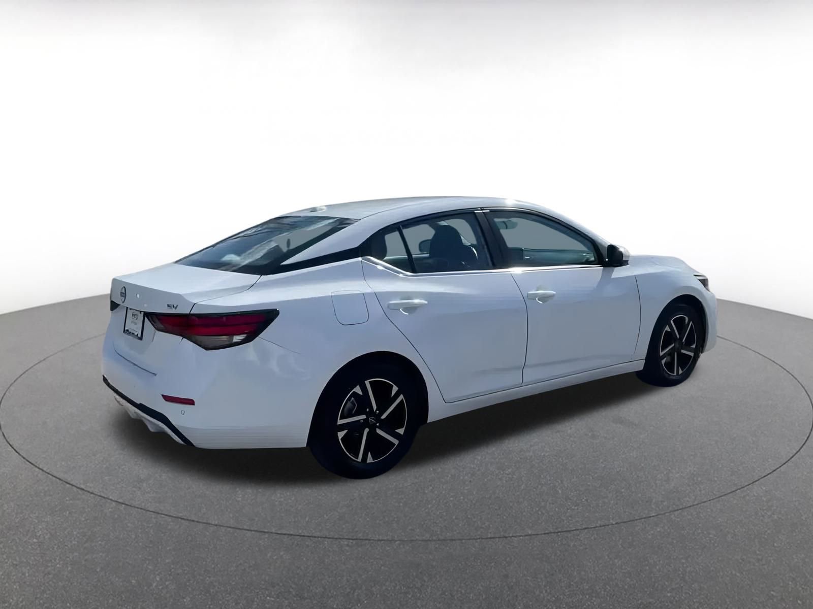 Thumbnail: 2024 Nissan Sentra - 15