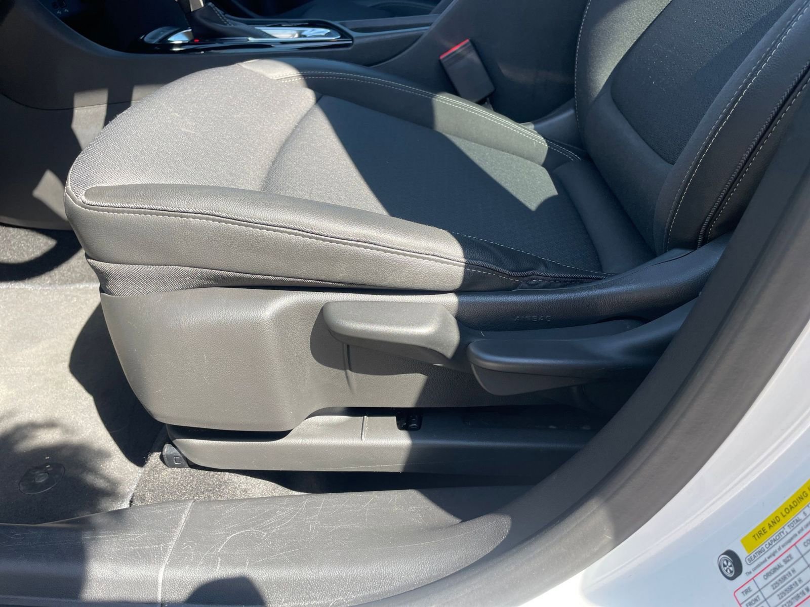 Thumbnail: 2025 Buick Encore GX - 22