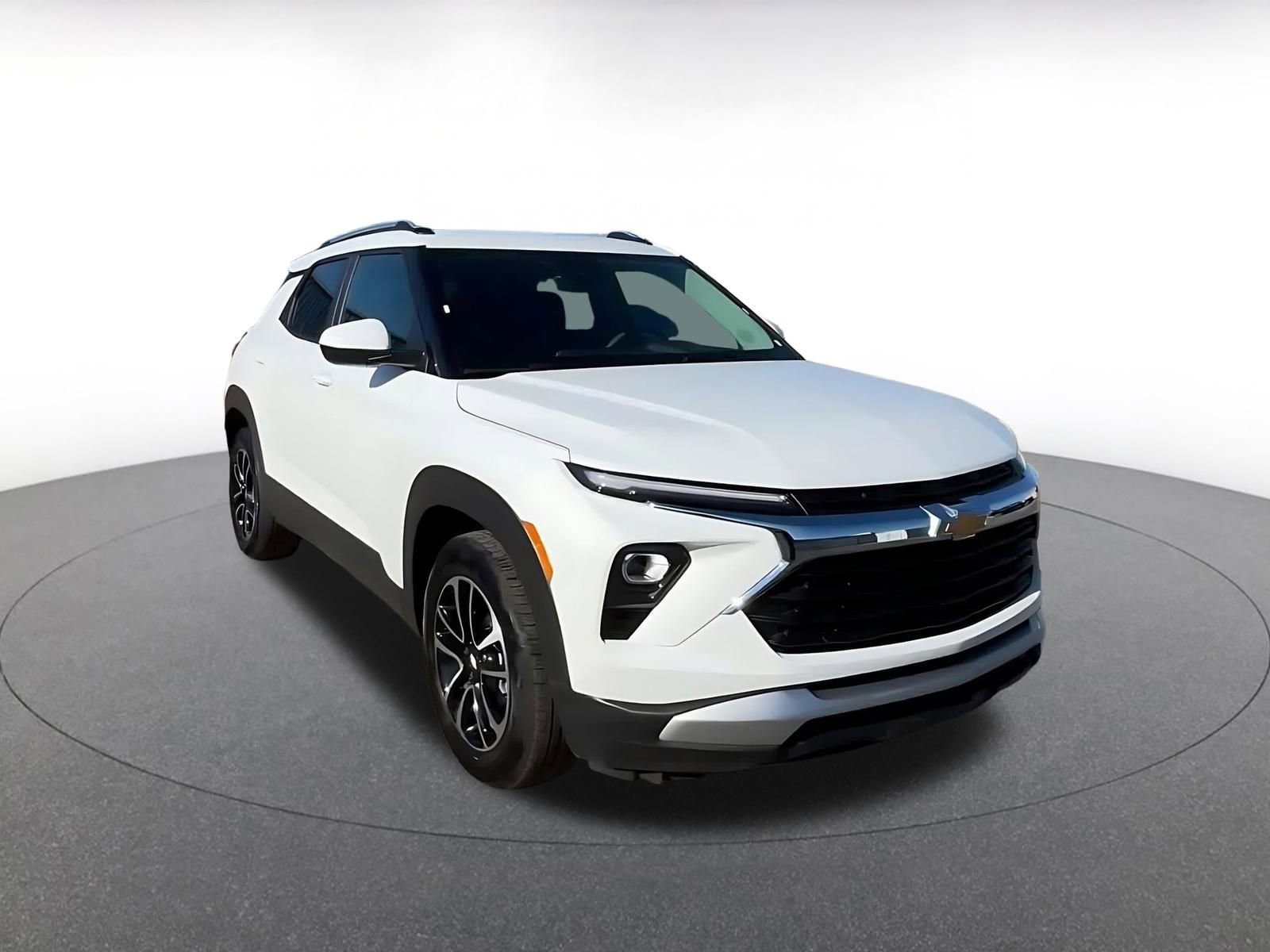 Thumbnail: 2025 Chevrolet TrailBlazer - 3