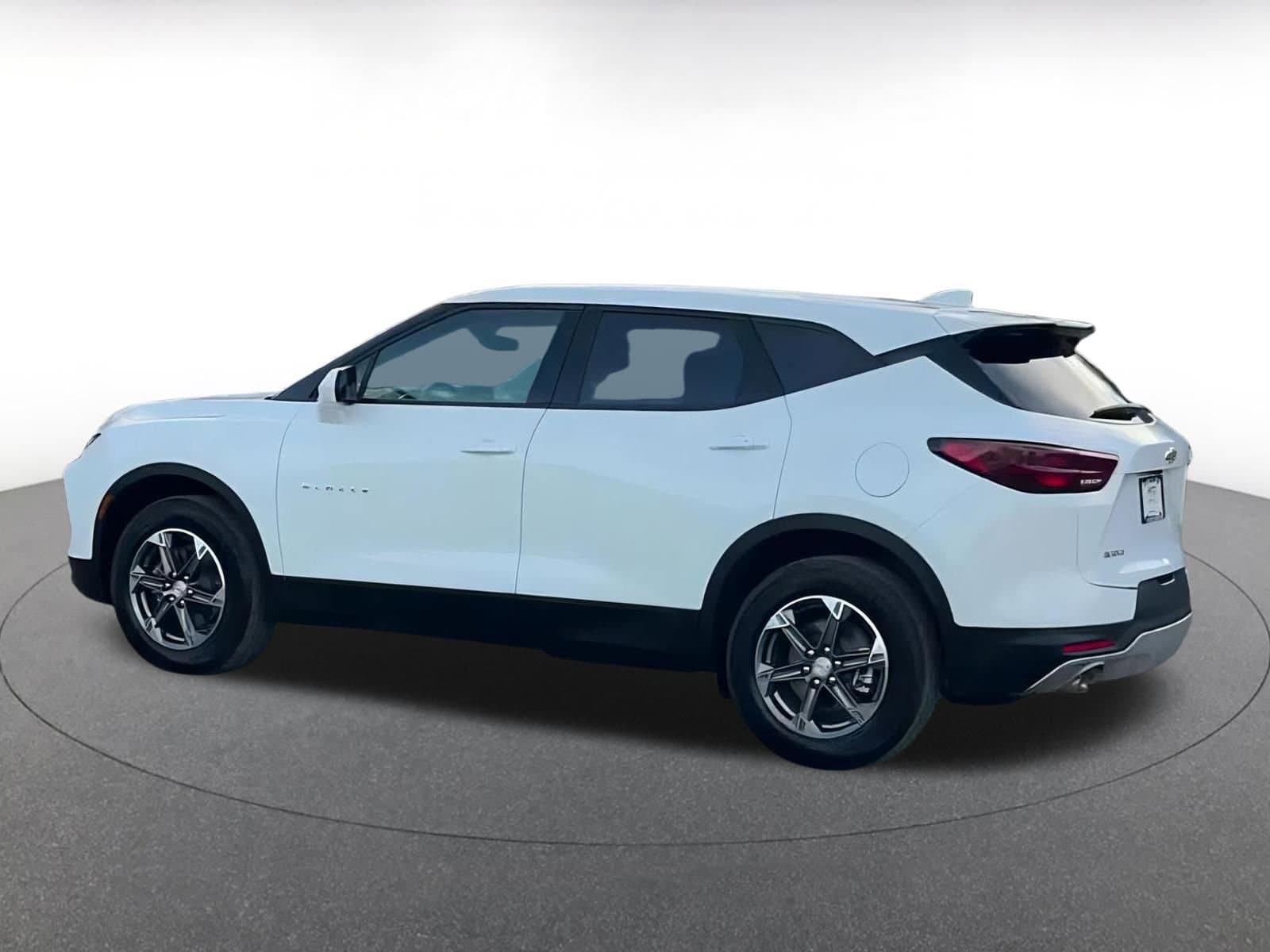 Thumbnail: 2025 Chevrolet Blazer - 10