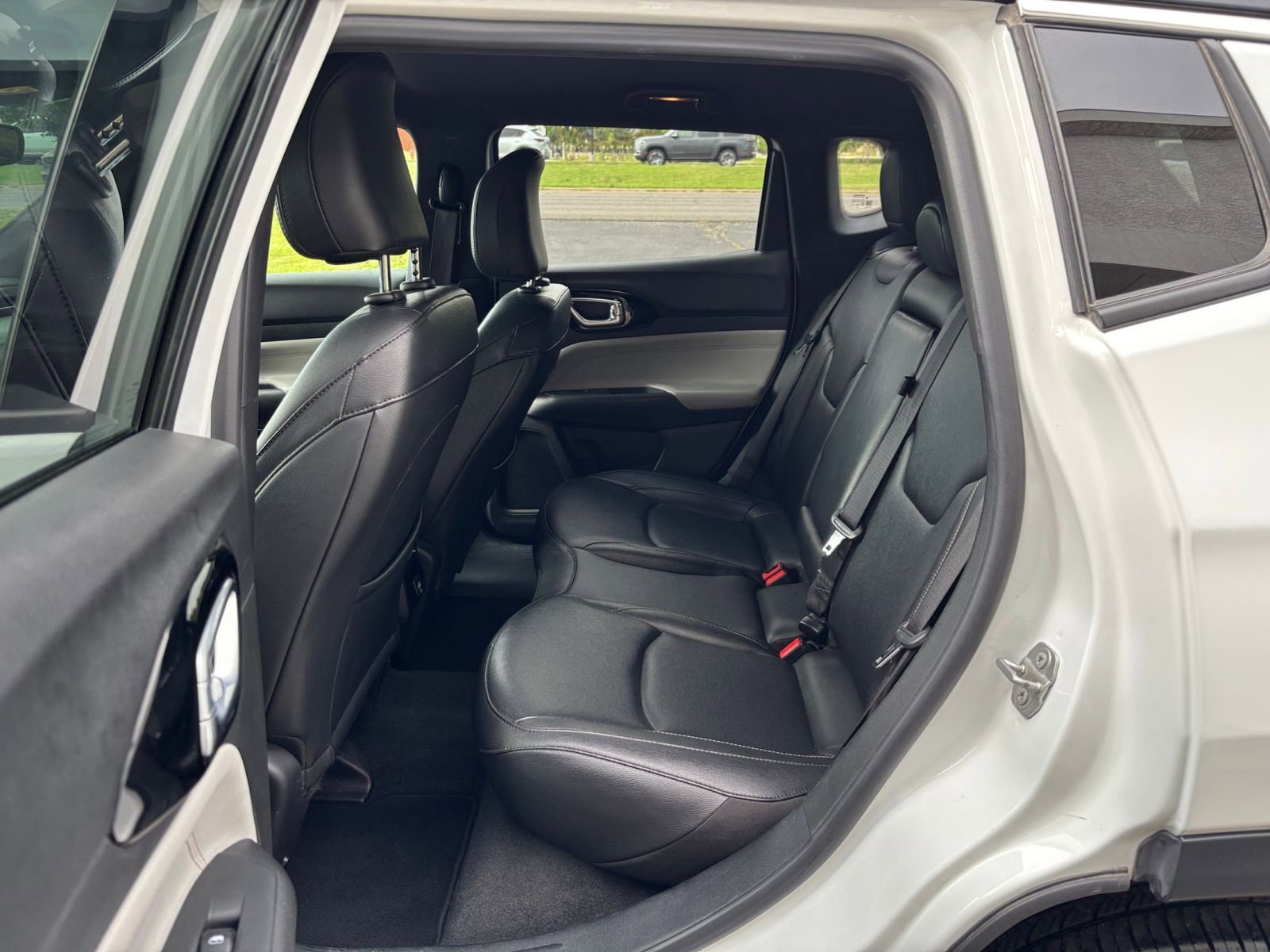 Thumbnail: 2025 Jeep Compass - 27