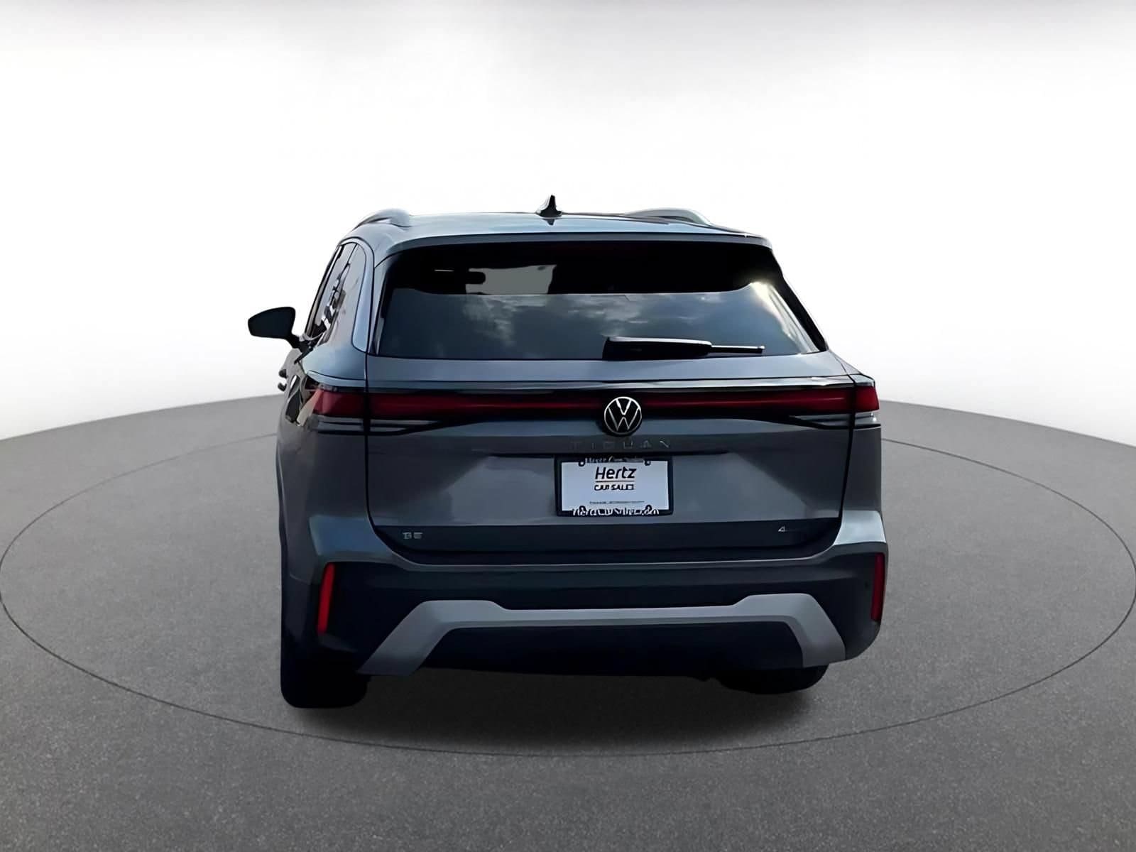 Thumbnail: 2026 Volkswagen Tiguan - 12