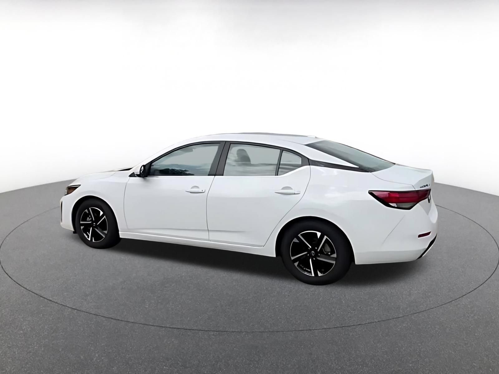 Thumbnail: 2025 Nissan Sentra - 15