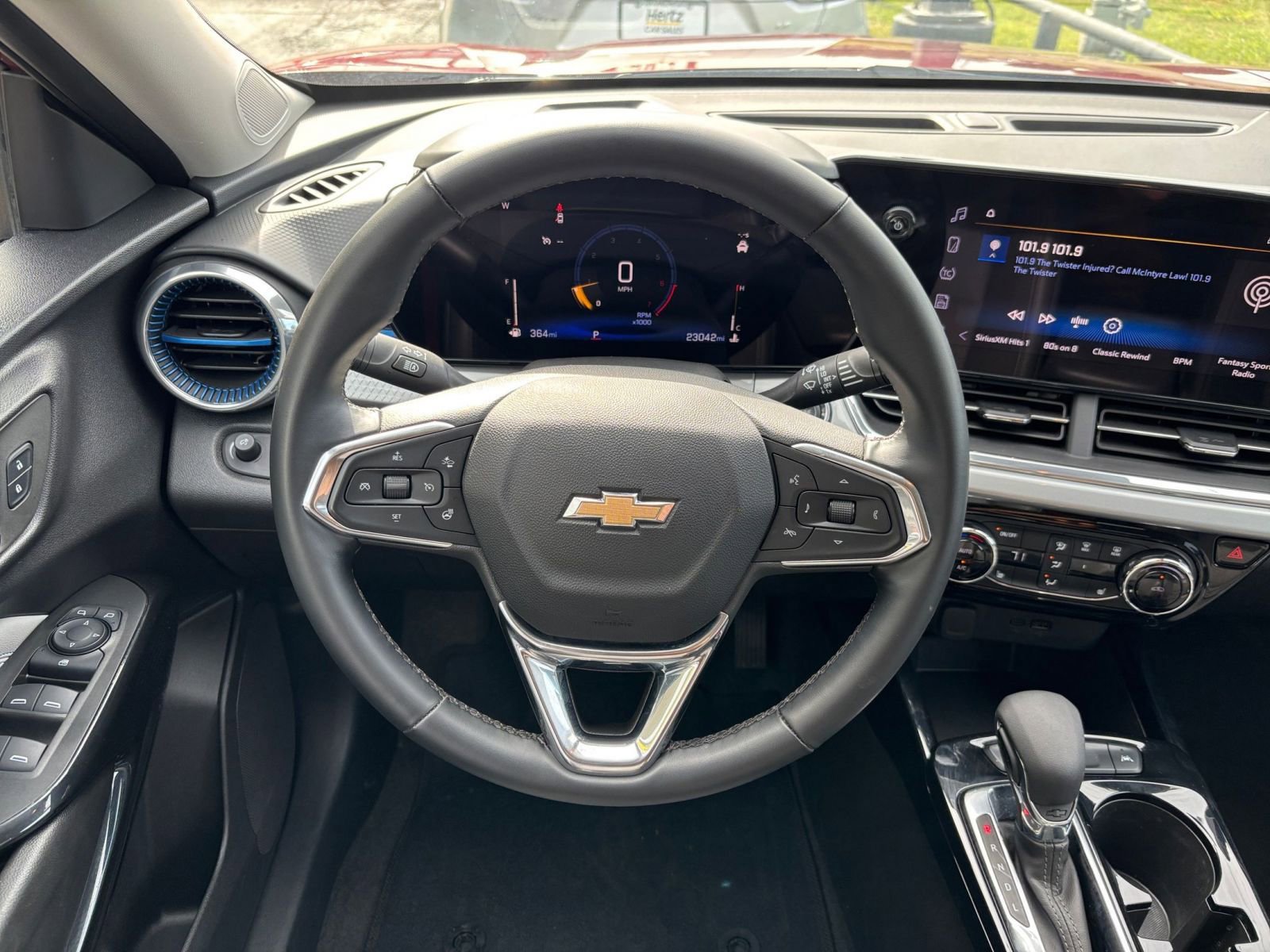 Thumbnail: 2025 Chevrolet Trax - 27