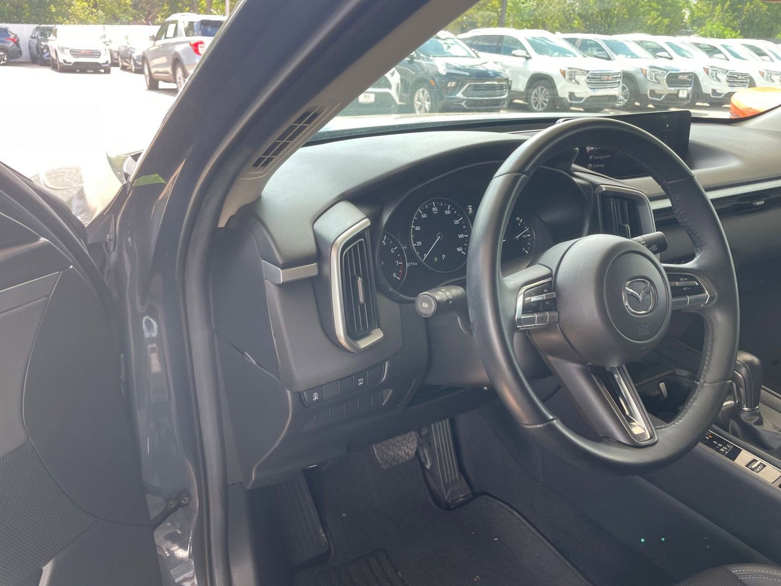 Thumbnail: 2025 Mazda CX-50 - 33