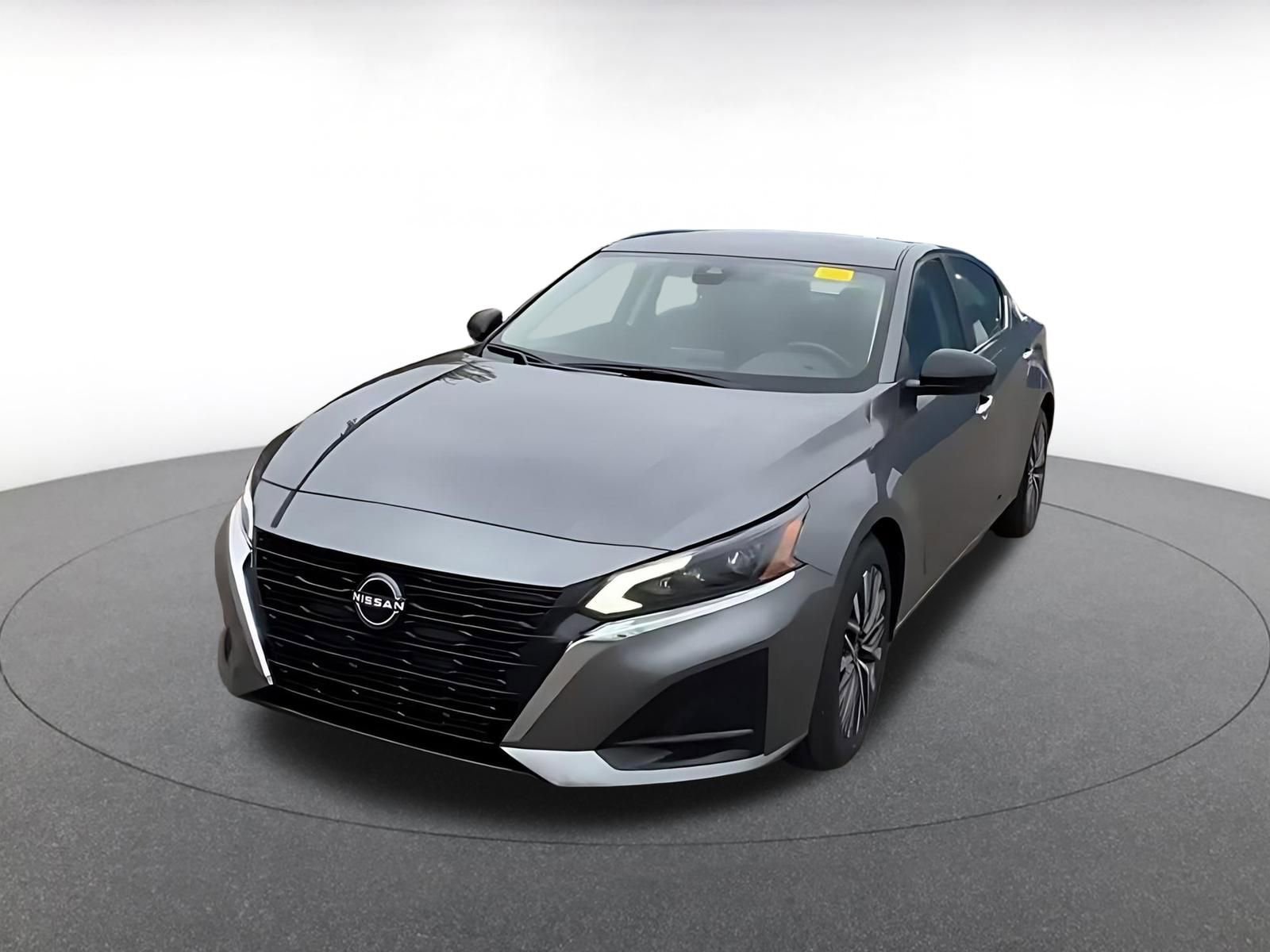Thumbnail: 2025 Nissan Altima - 7