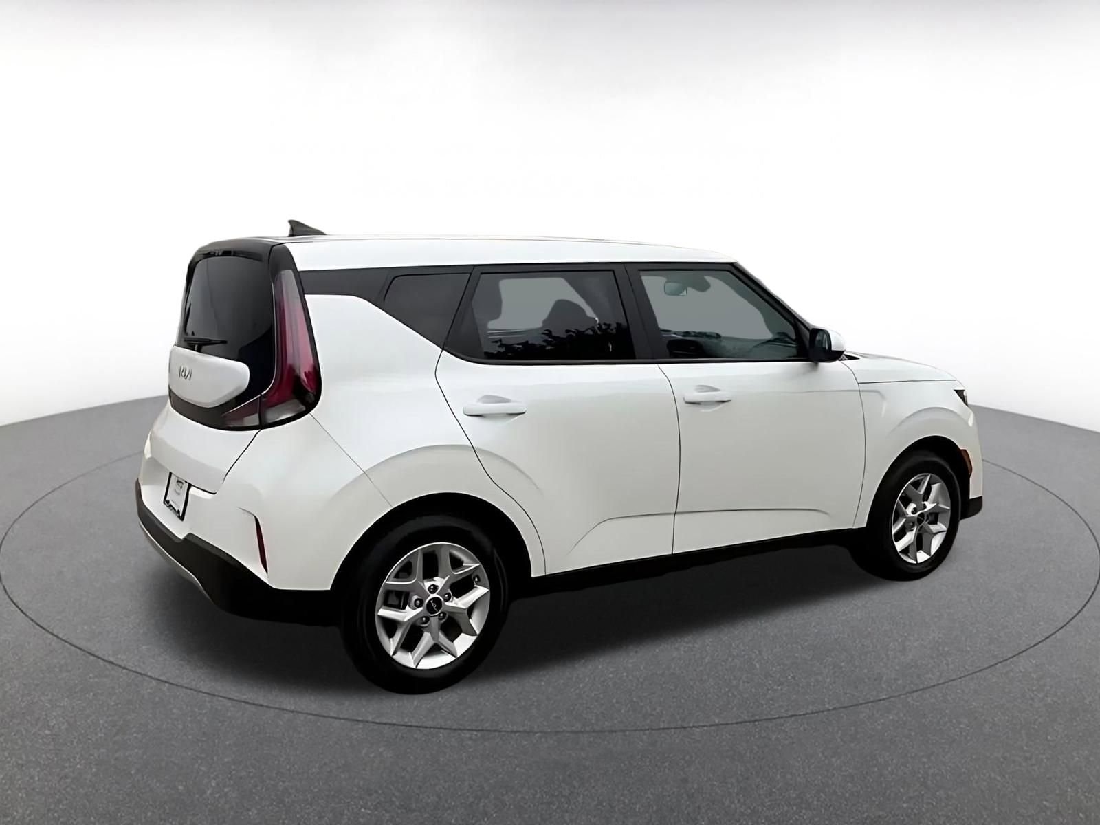 Thumbnail: 2025 Kia Soul - 15