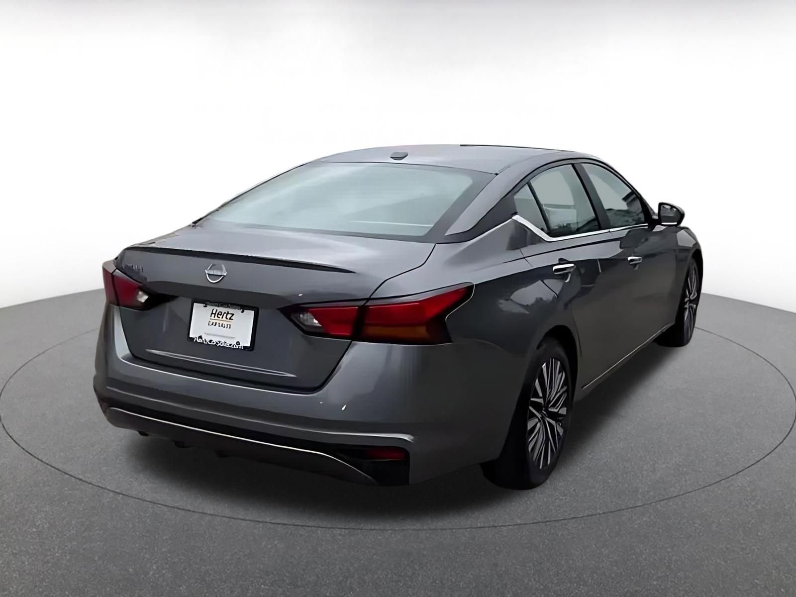 Thumbnail: 2025 Nissan Altima - 15
