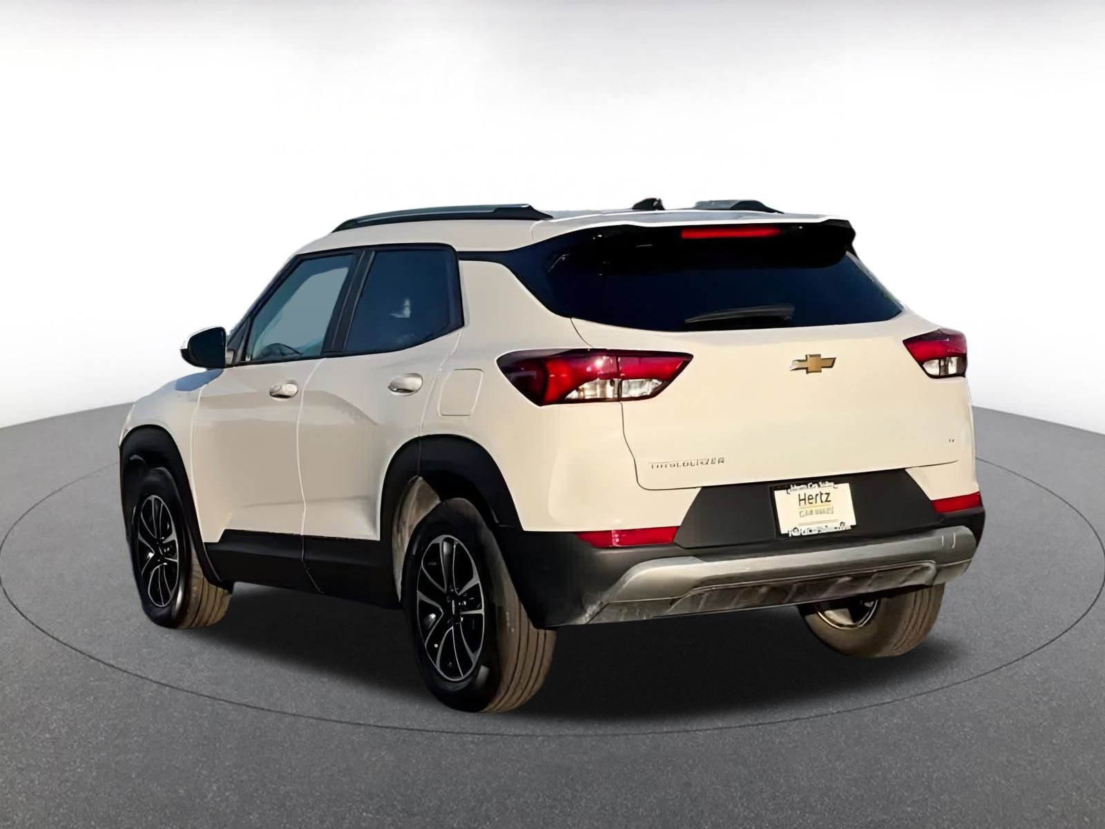 Thumbnail: 2025 Chevrolet TrailBlazer - 10