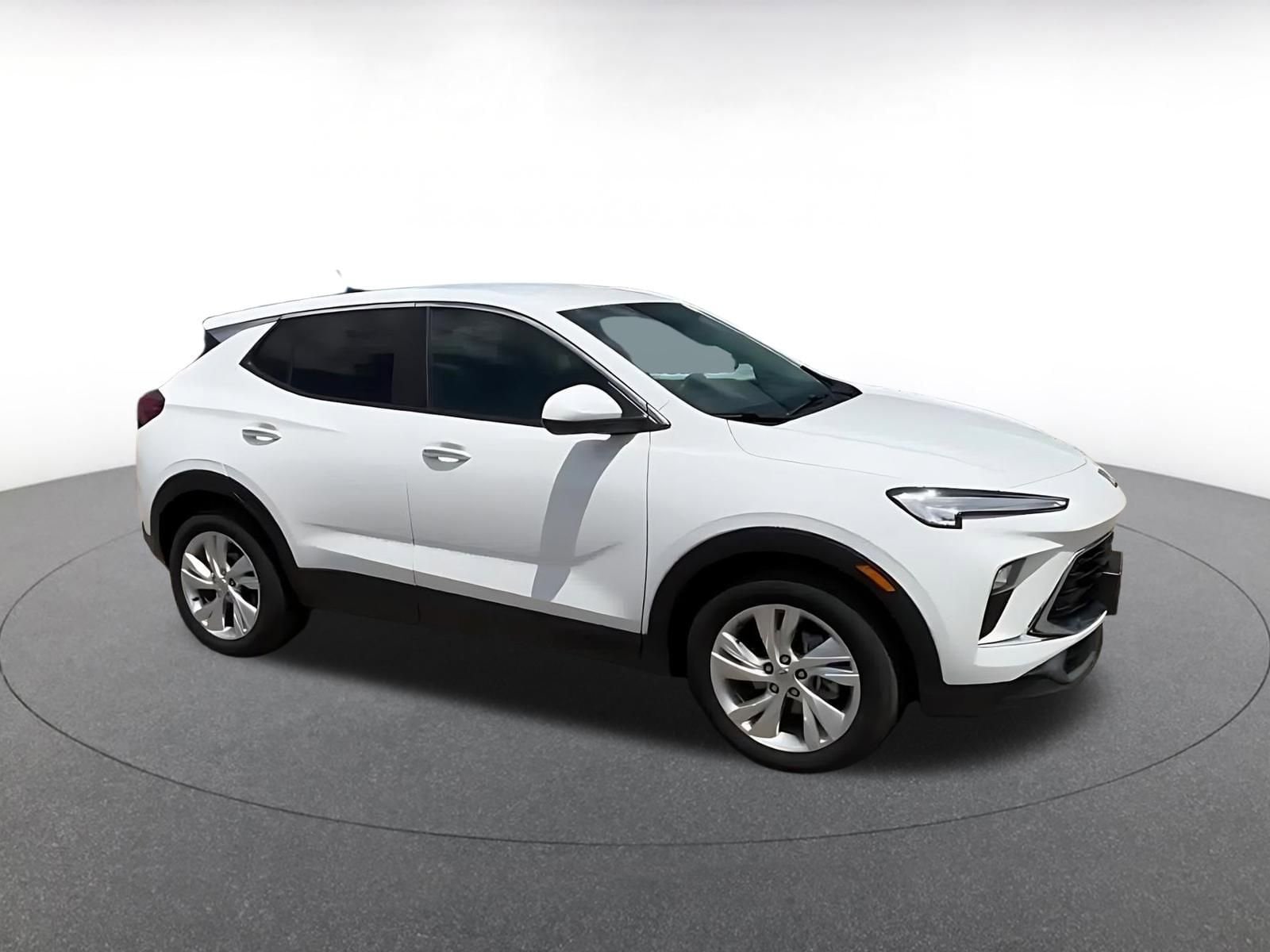 Thumbnail: 2025 Buick Encore GX - 2