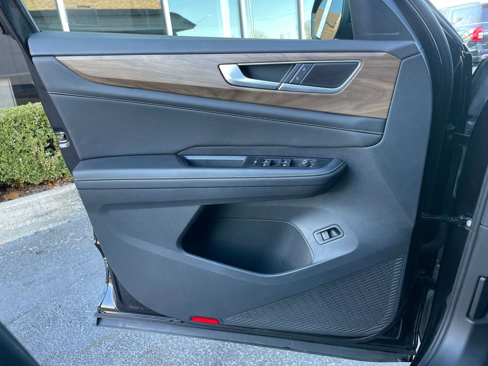 Thumbnail: 2025 Volkswagen Atlas - 20