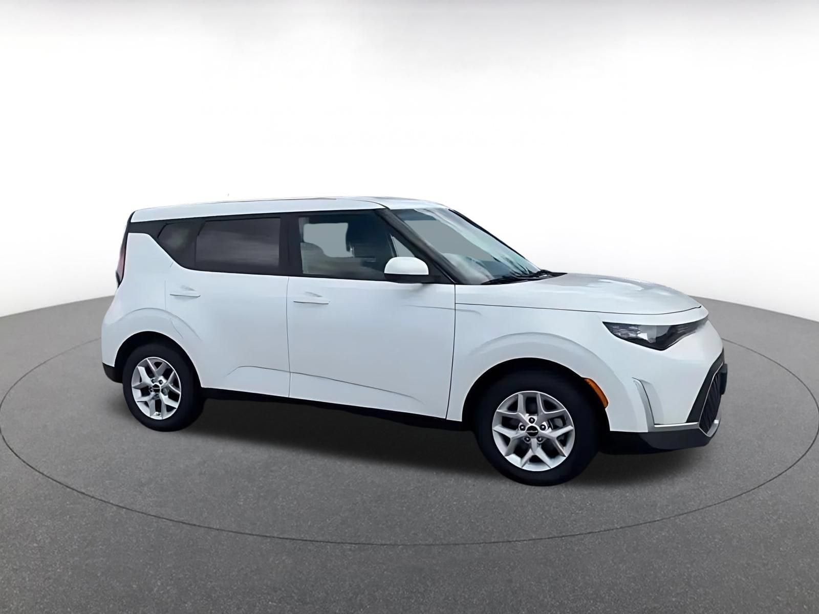 Thumbnail: 2025 Kia Soul - 2