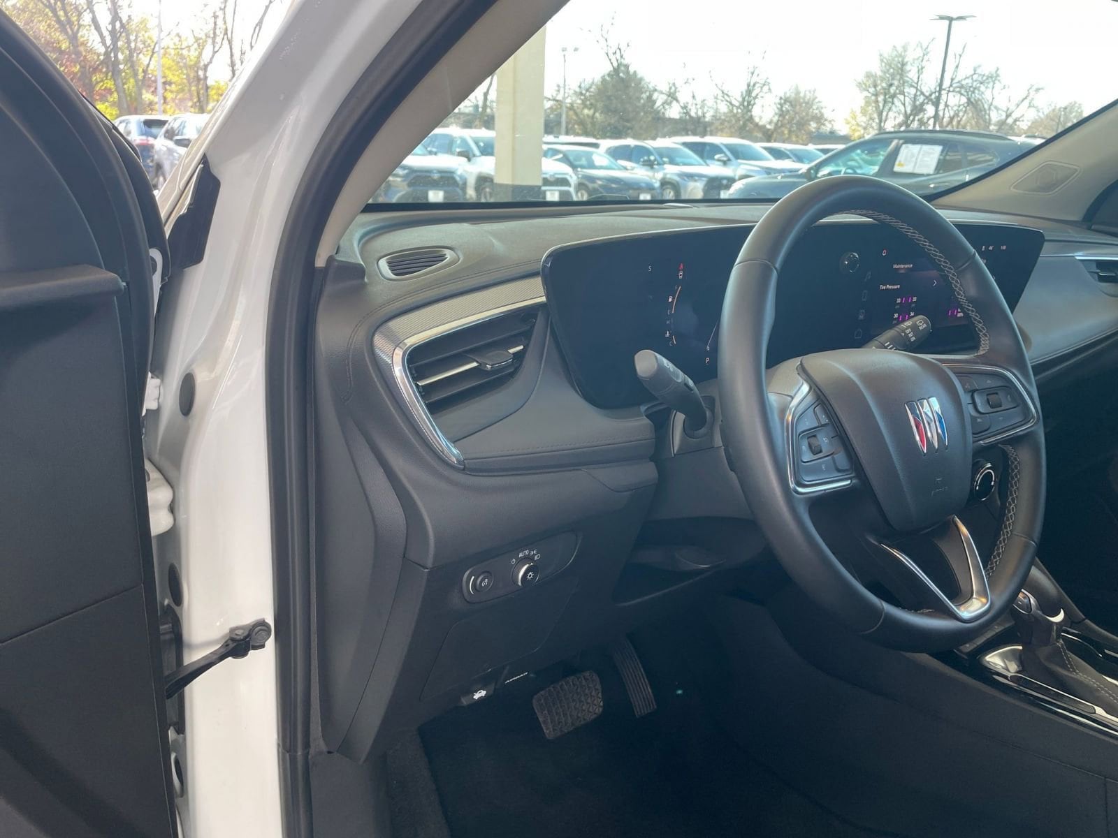 Thumbnail: 2025 Buick Encore GX - 32