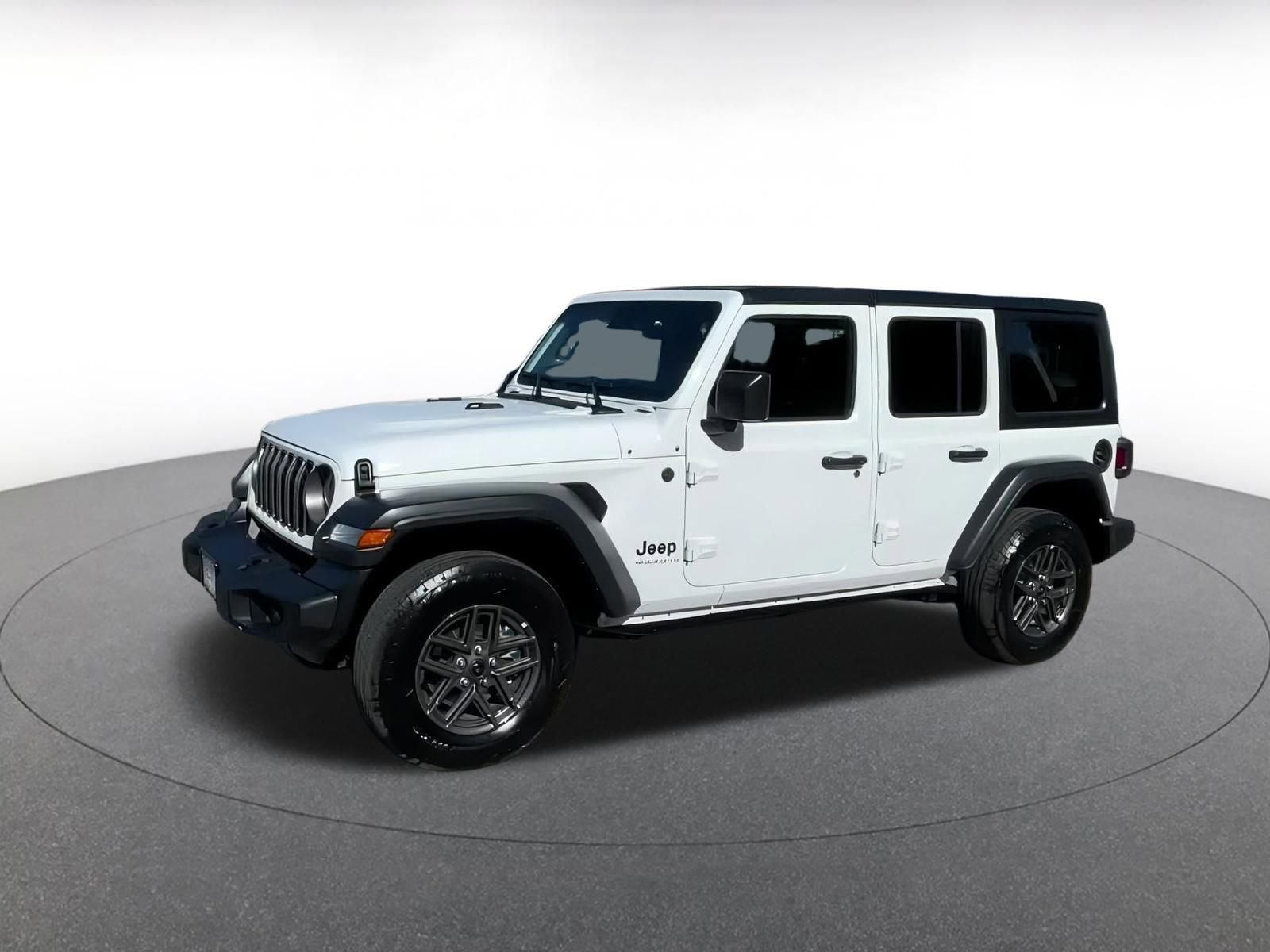 Thumbnail: 2025 Jeep Wrangler - 3
