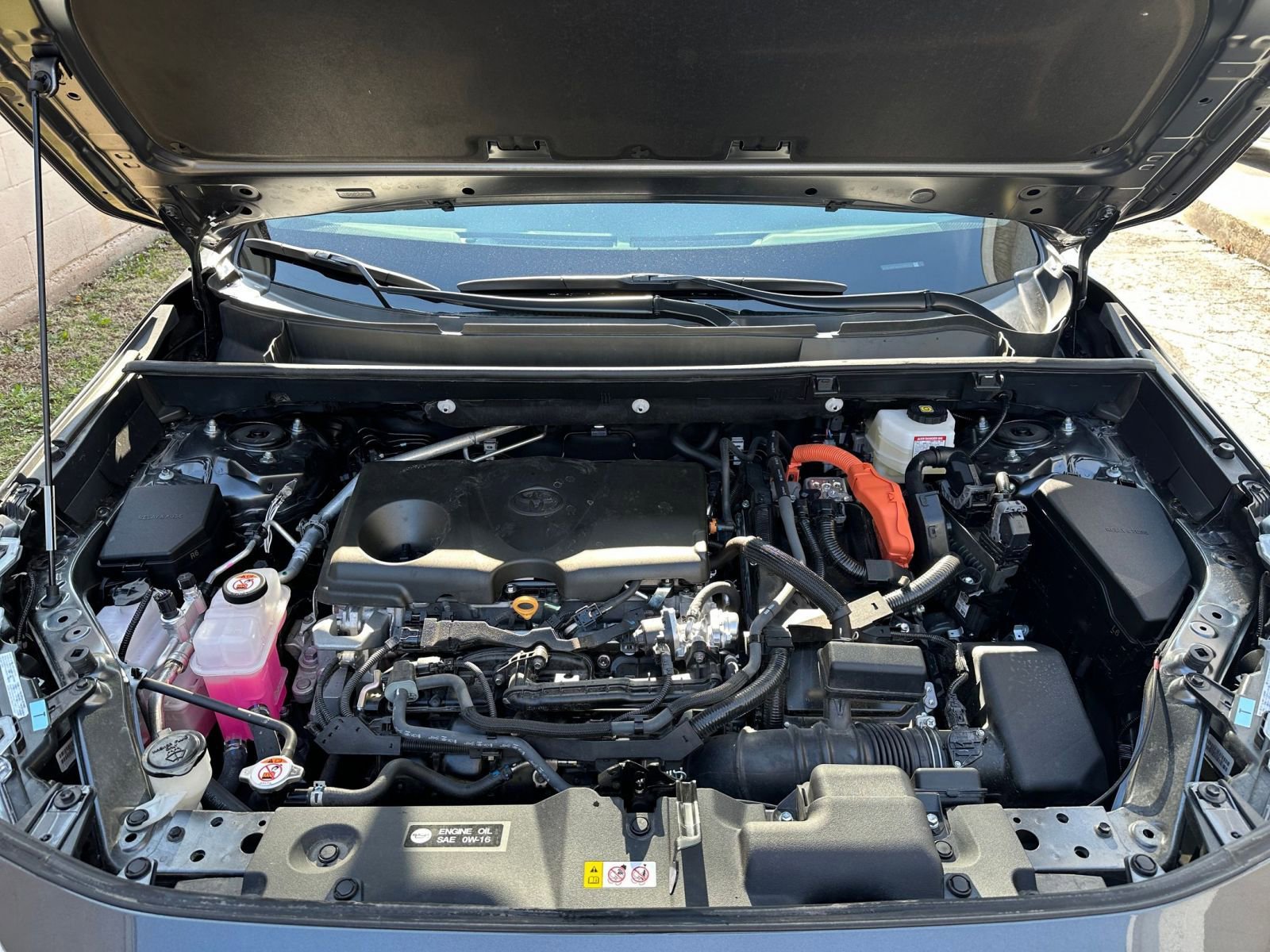 Thumbnail: 2025 Toyota RAV4 - 31