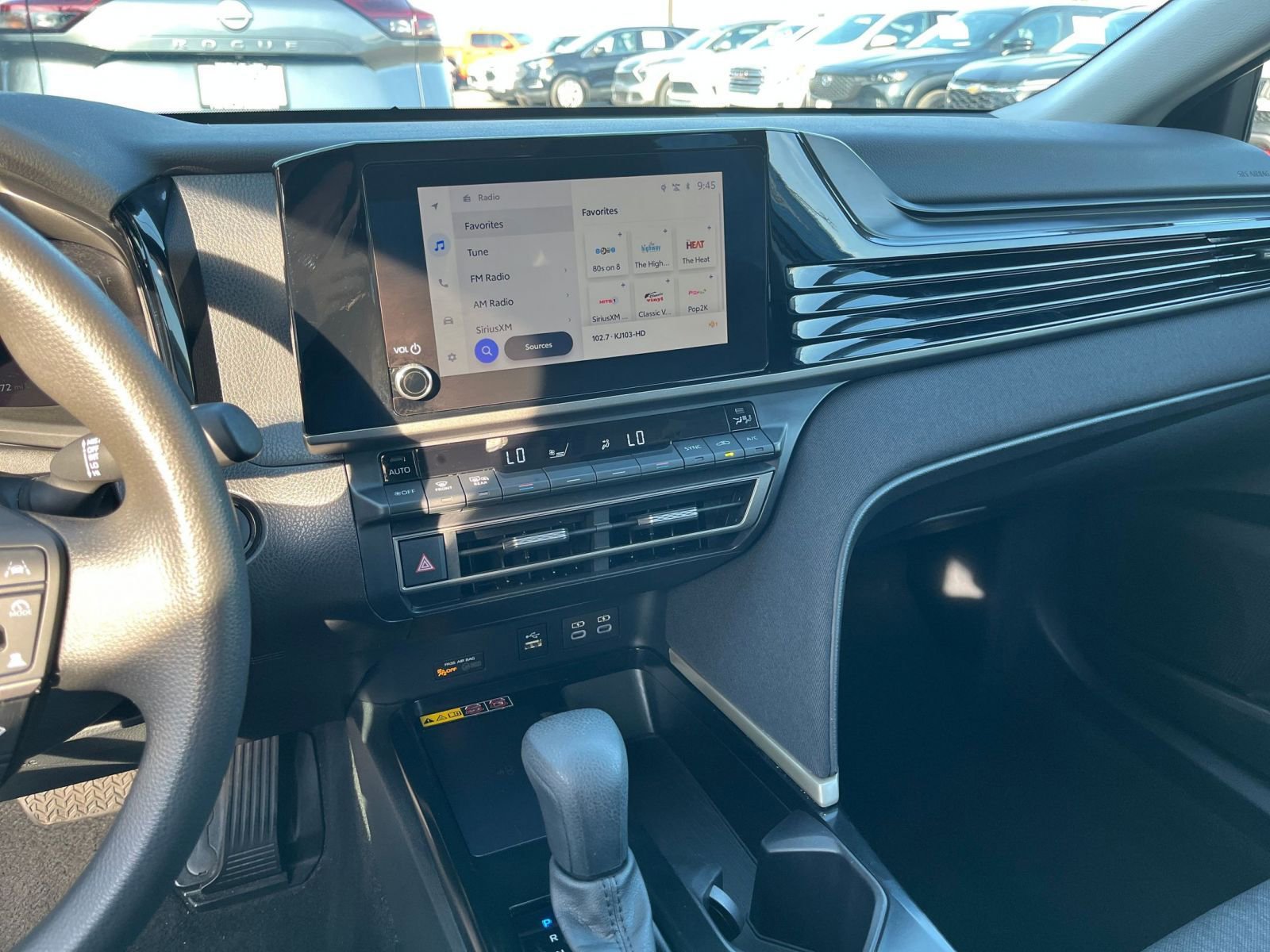 Thumbnail: 2025 Toyota Camry - 21