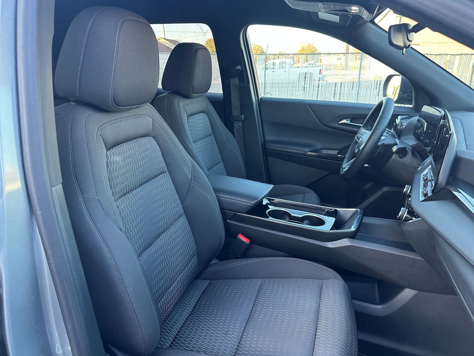 Thumbnail: 2025 Chevrolet Equinox - 35