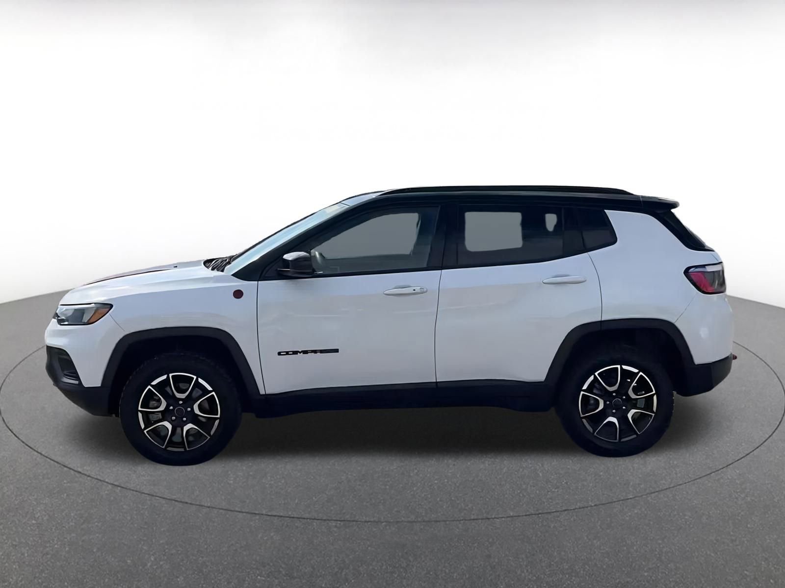 Thumbnail: 2025 Jeep Compass - 8