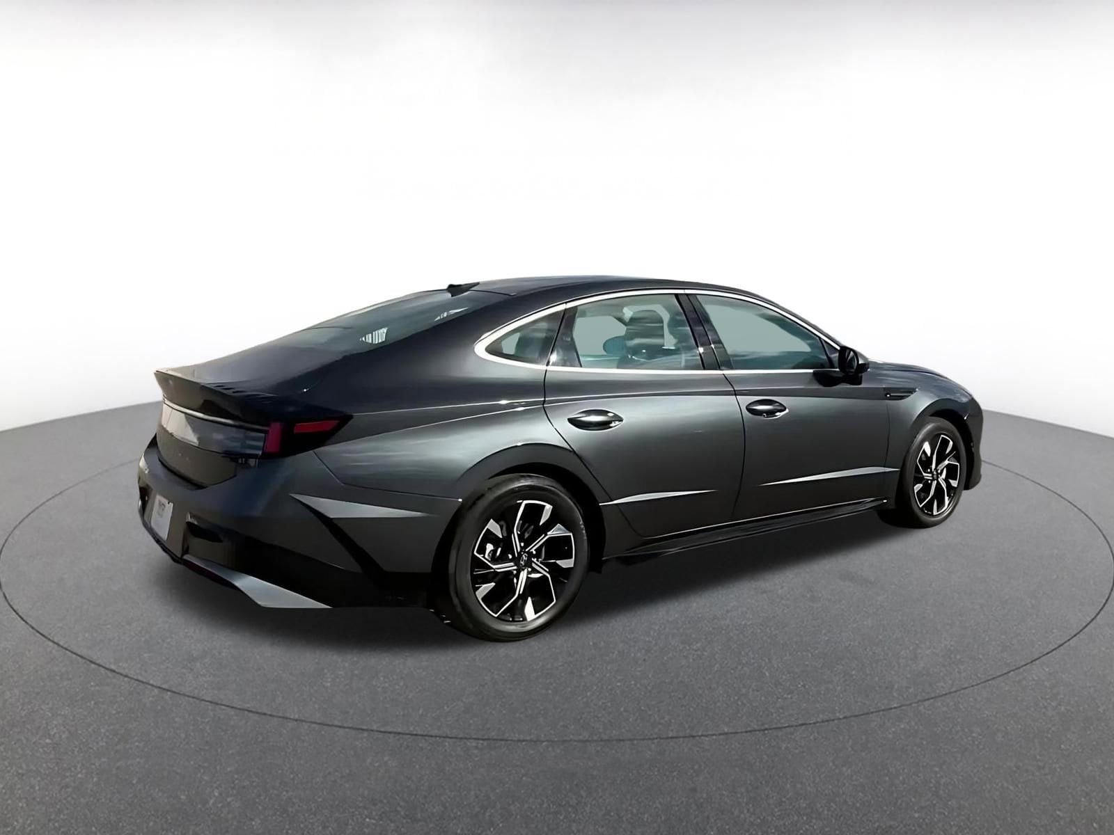 Thumbnail: 2025 Hyundai Sonata - 14