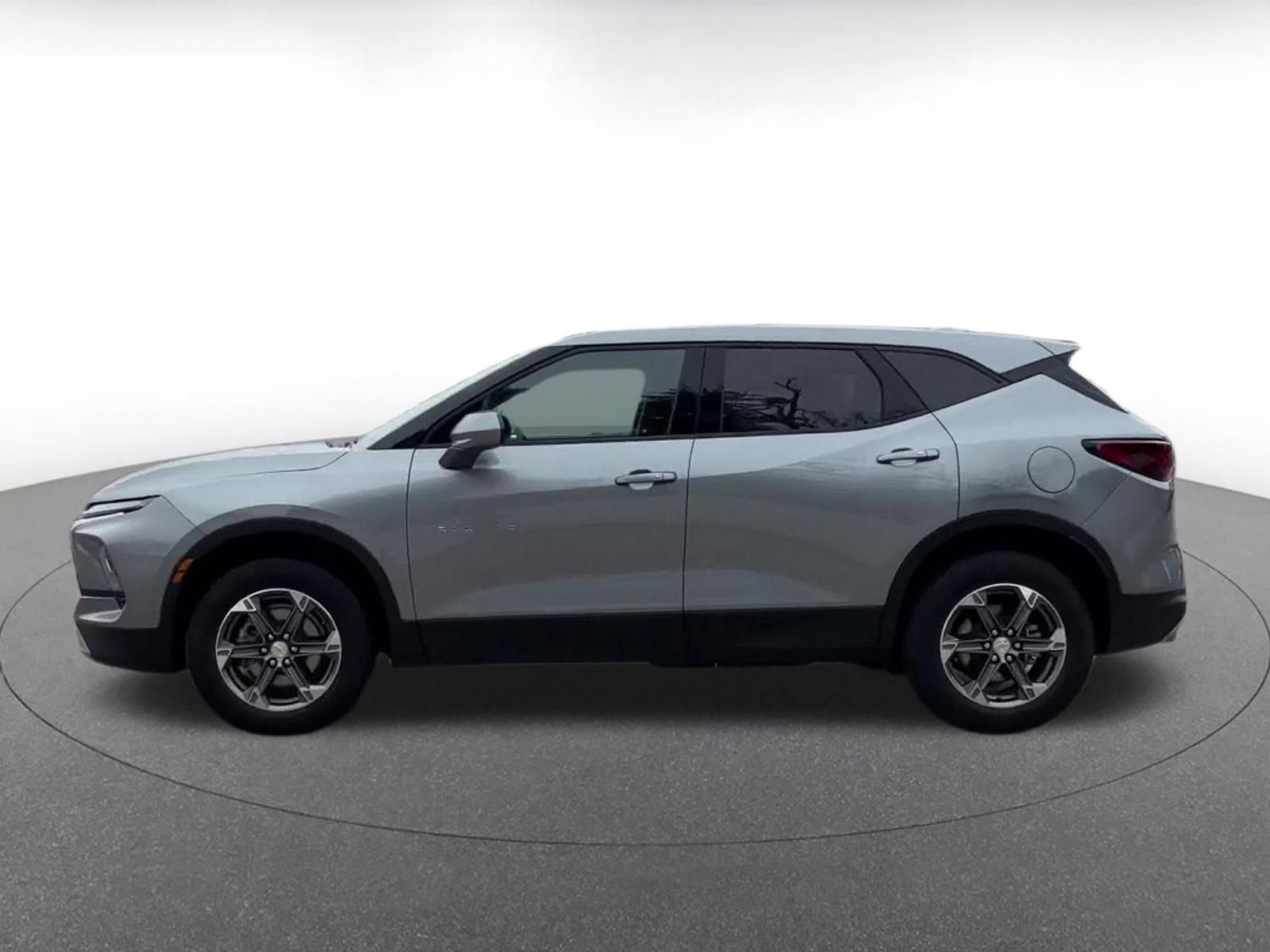 Thumbnail: 2025 Chevrolet Blazer - 9