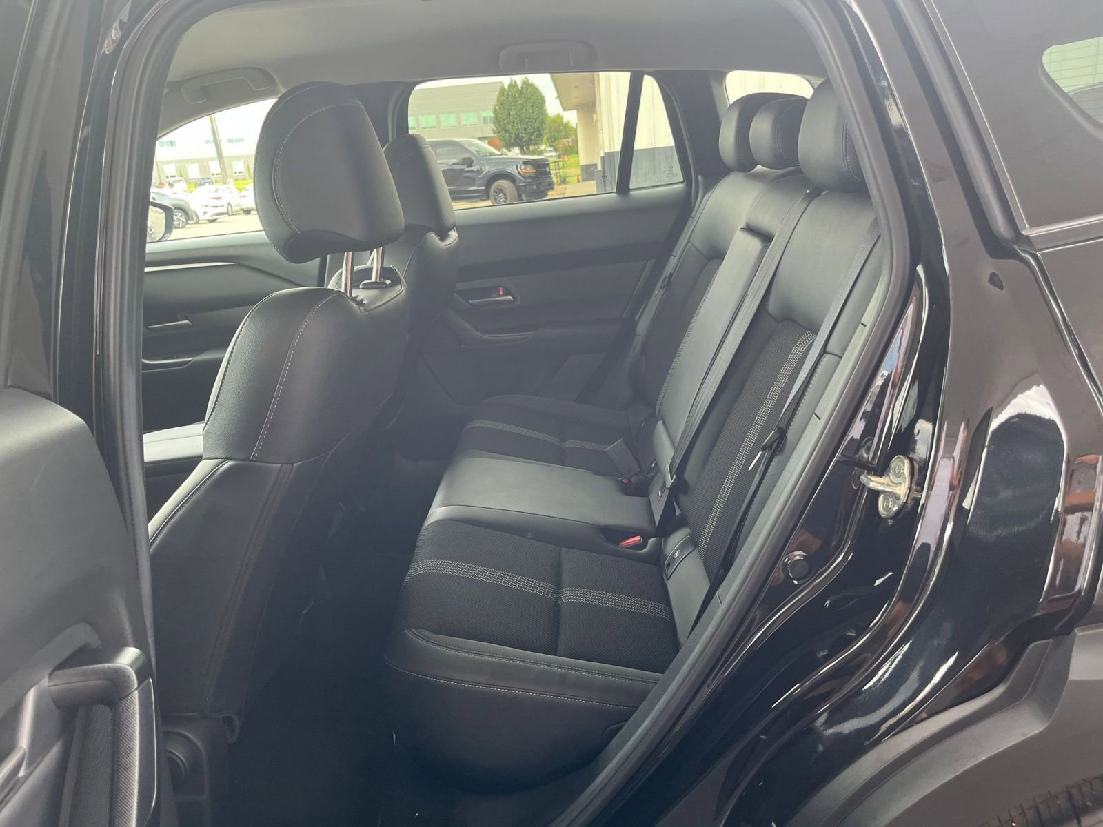 Thumbnail: 2025 Mazda CX-50 - 24