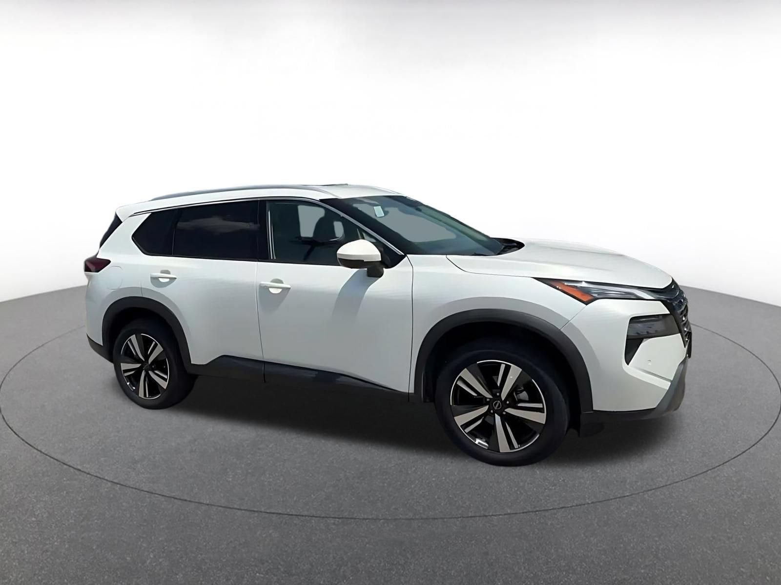 Thumbnail: 2026 Nissan Rogue - 2