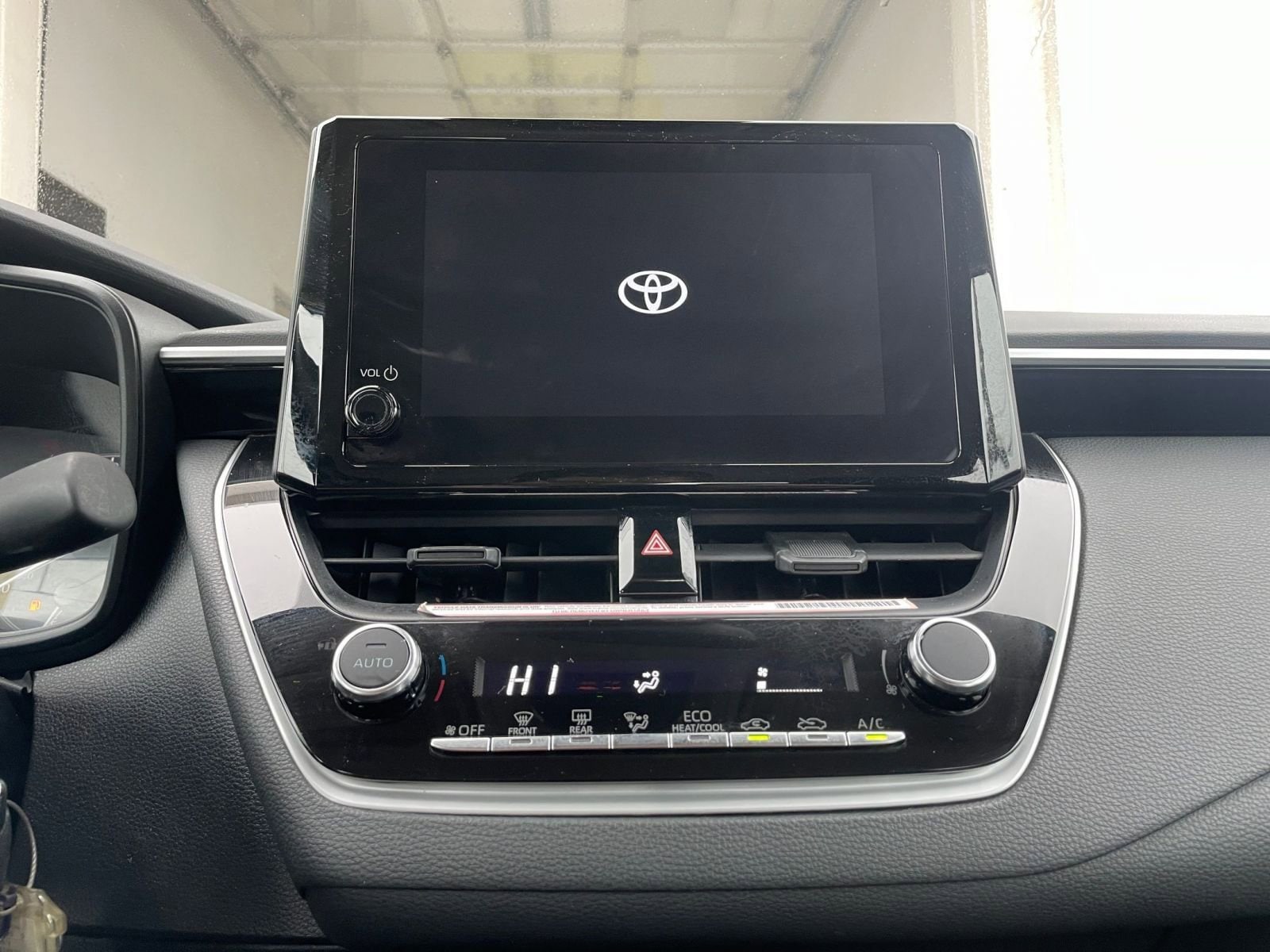 Thumbnail: 2024 Toyota Corolla - 18